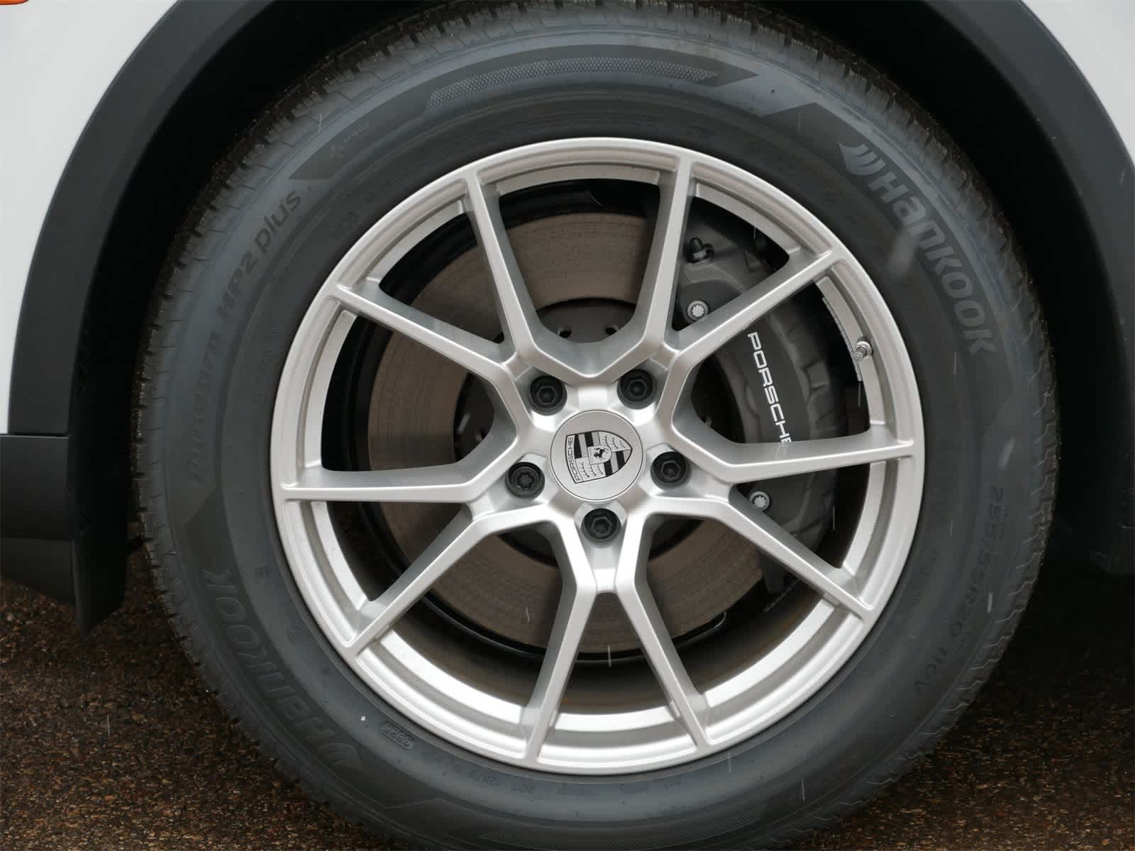 Thumbnail: 2026 Porsche Cayenne - 7