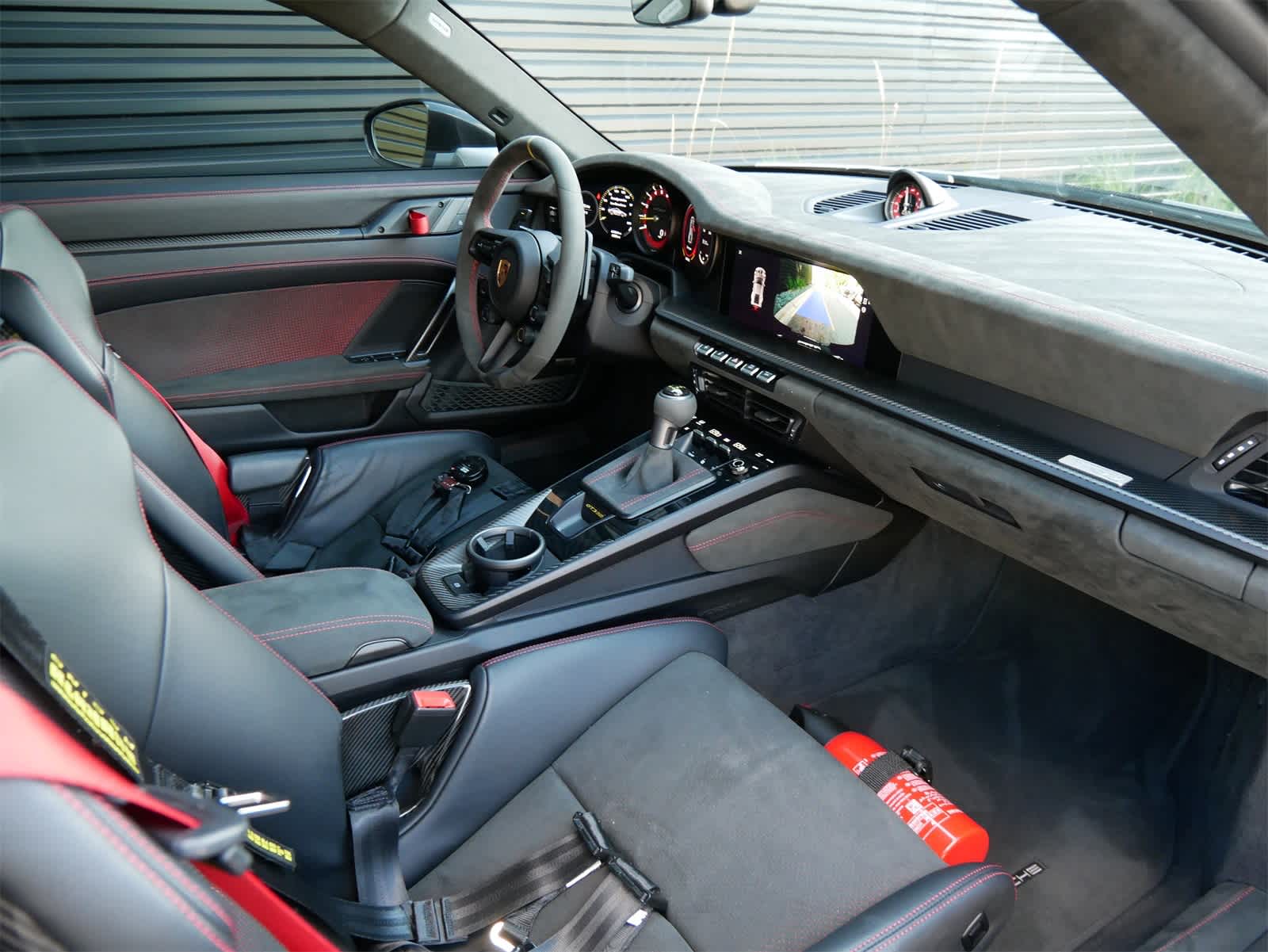 Thumbnail: 2024 Porsche 911 - 27