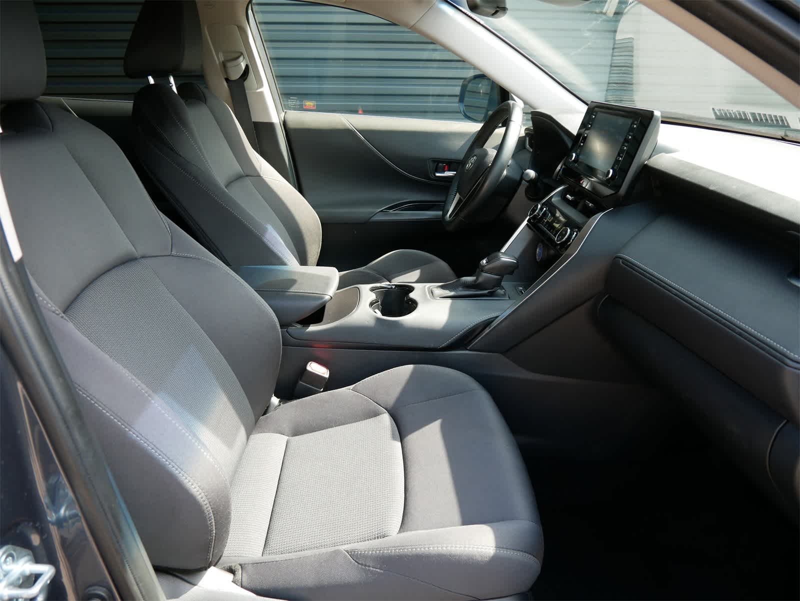 Thumbnail: 2021 Toyota Venza - 29