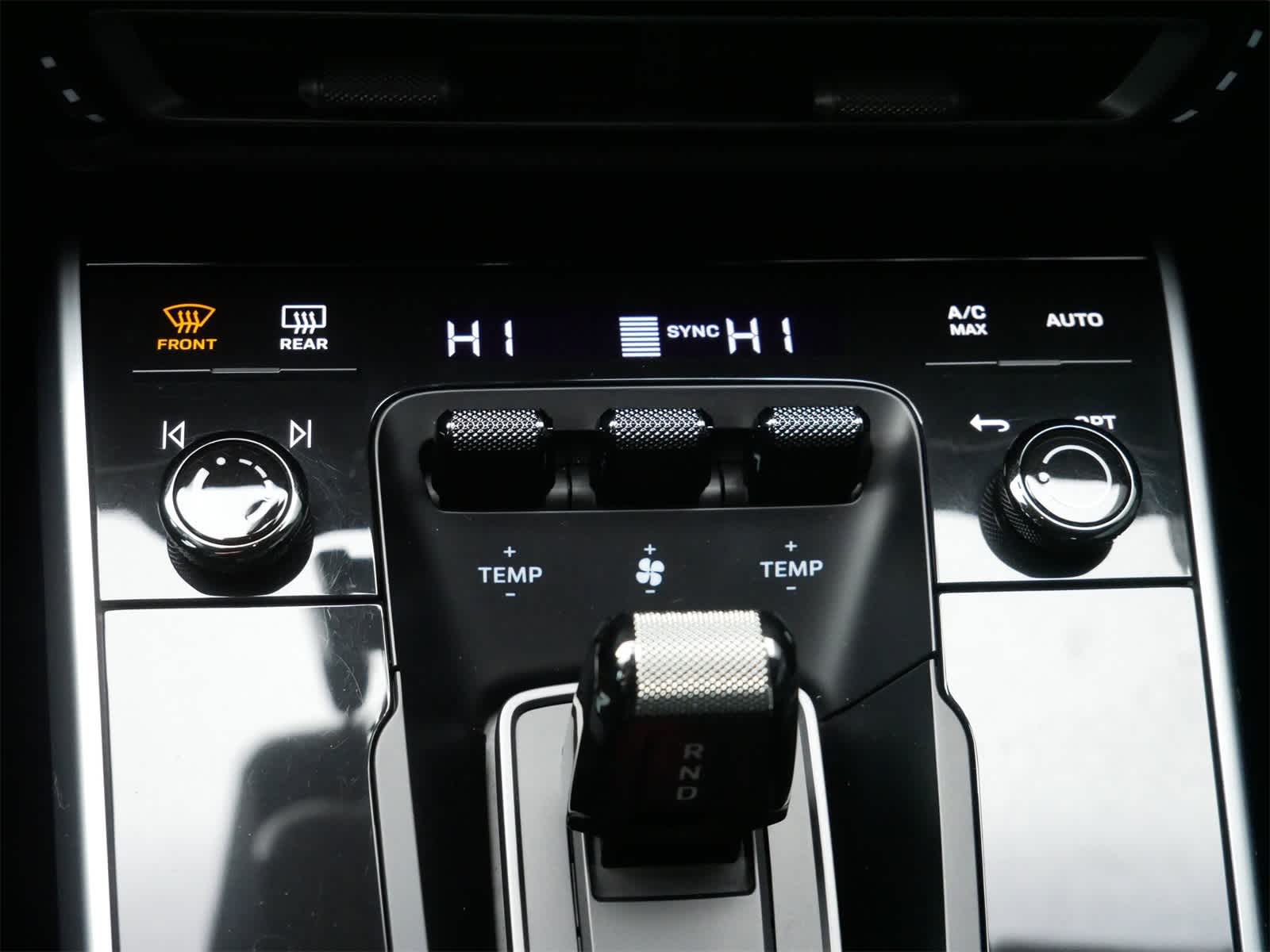 Thumbnail: 2024 Porsche 911 - 11