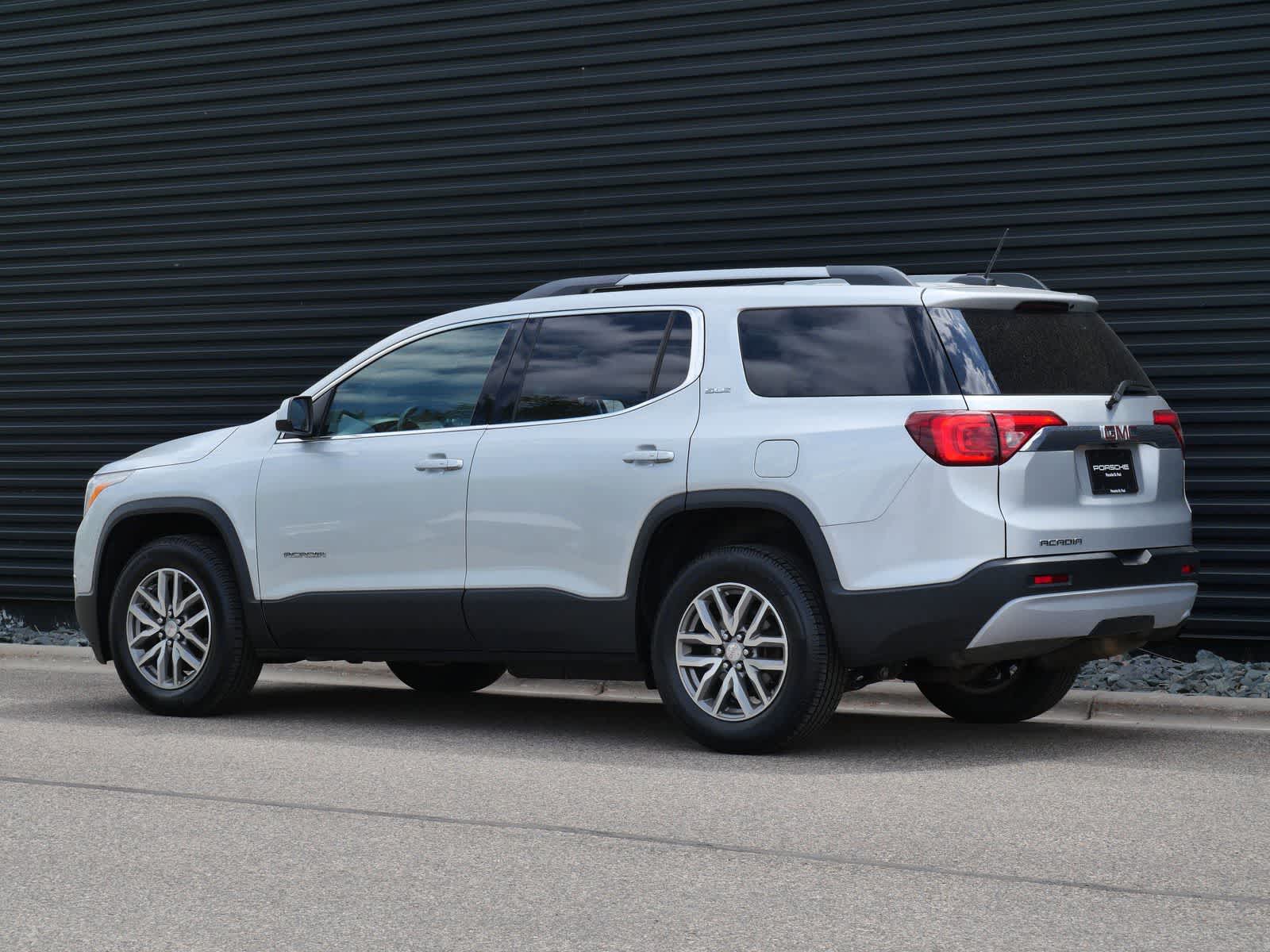 Thumbnail: 2018 GMC Acadia - 3