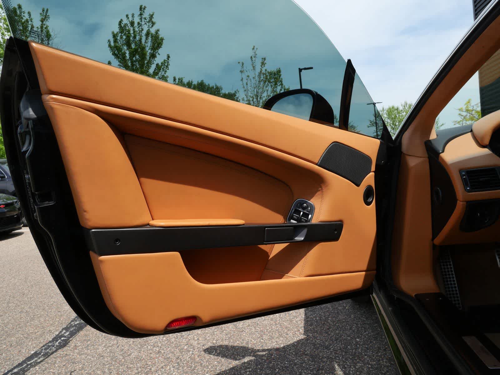 Thumbnail: 2012 Aston Martin Vantage - 9