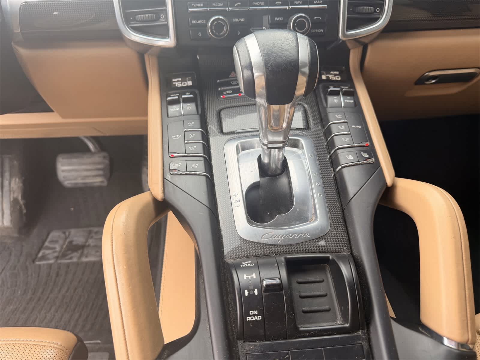 Thumbnail: 2014 Porsche Cayenne - 7