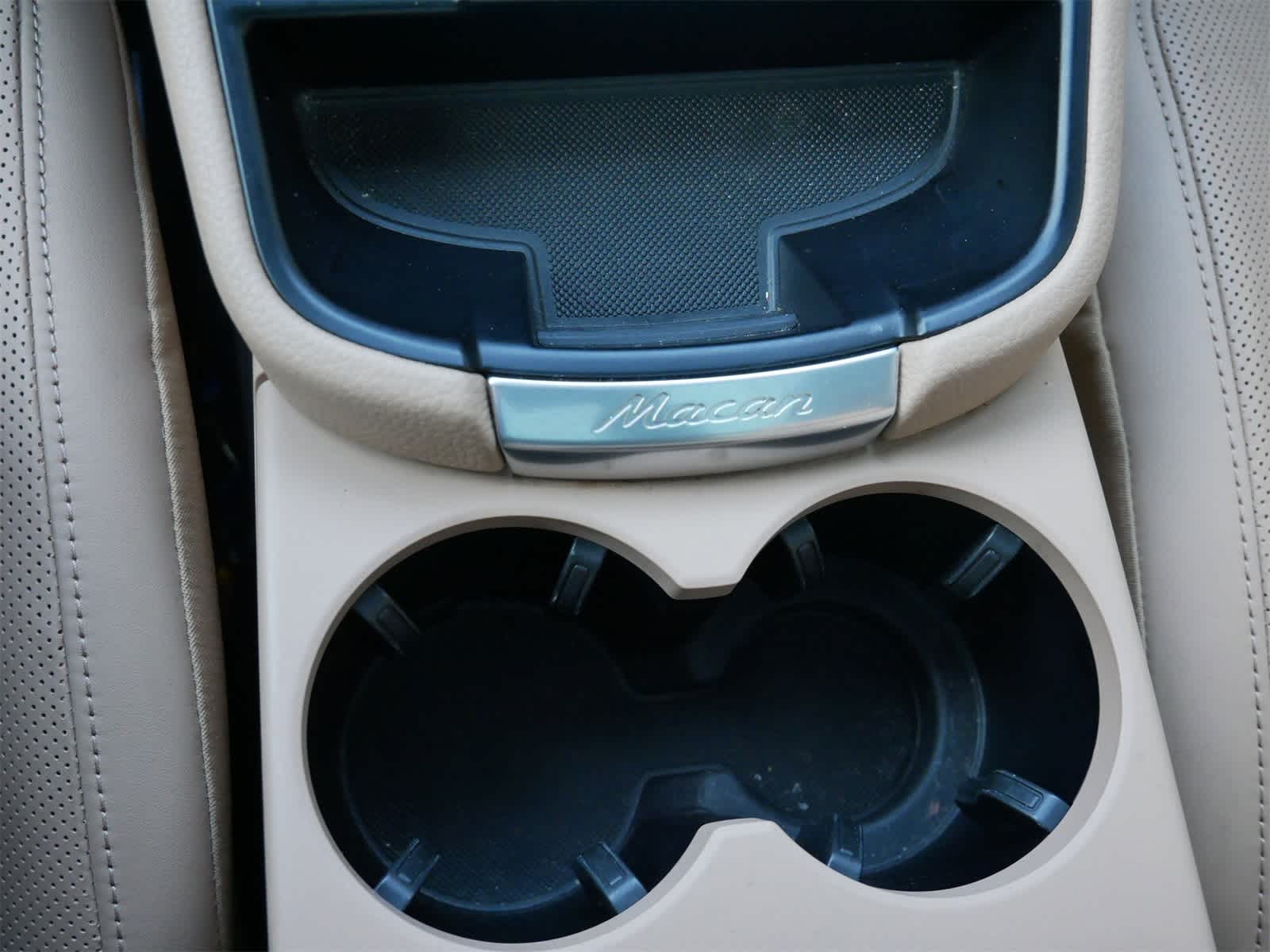 Thumbnail: 2024 Porsche Macan - 19