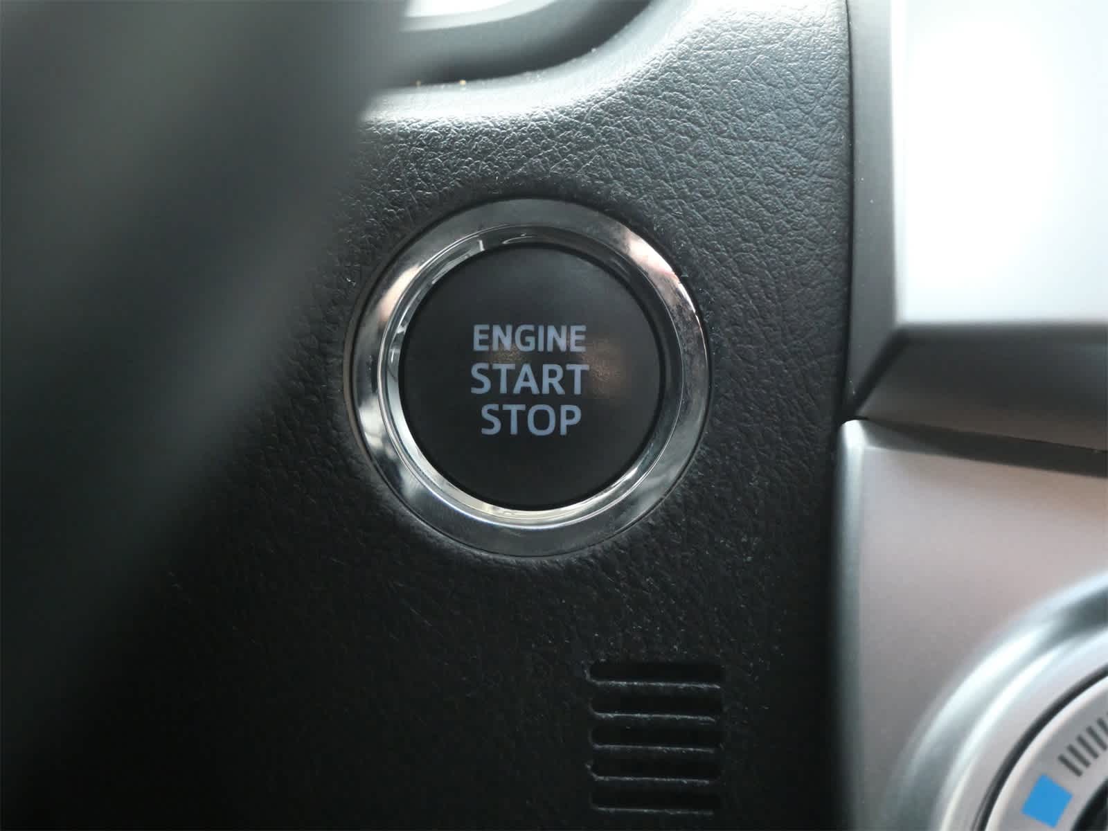 Thumbnail: 2022 Toyota 4Runner - 25