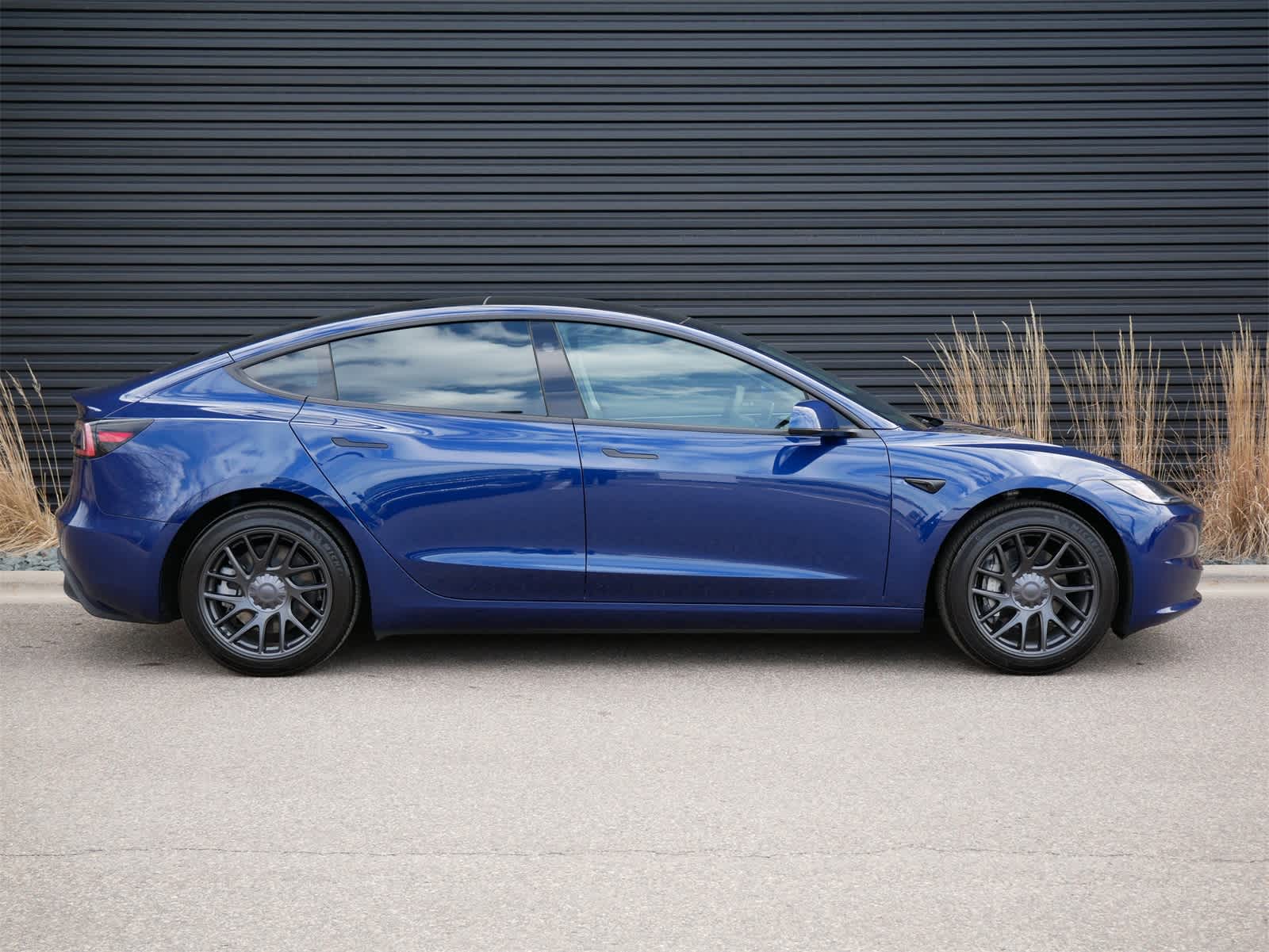 2024 Tesla Model 3 Standard Range 27