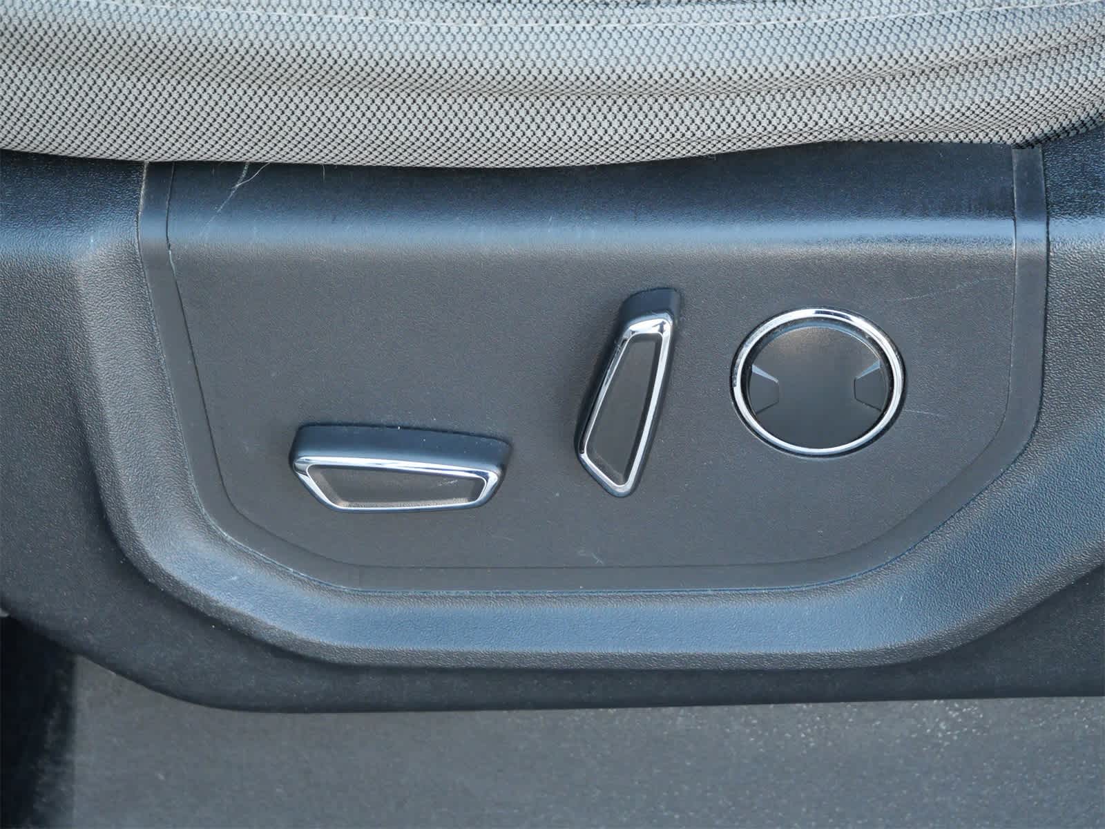 Thumbnail: 2016 Ford F-150 - 10