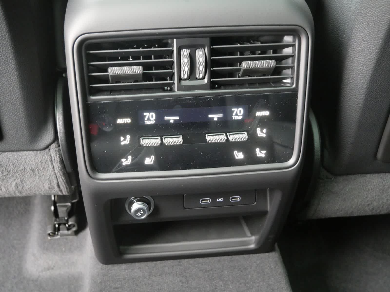 Thumbnail: 2026 Porsche Cayenne - 13