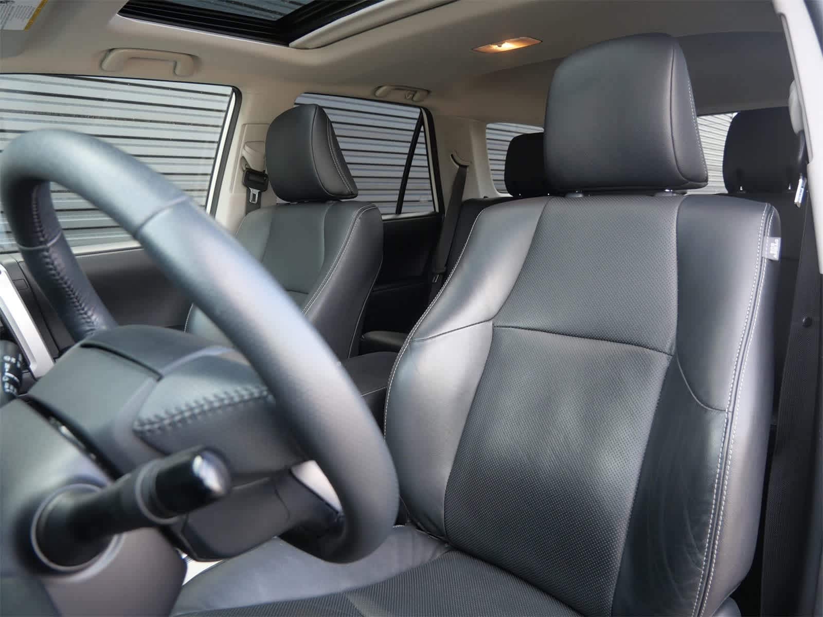 Thumbnail: 2022 Toyota 4Runner - 5