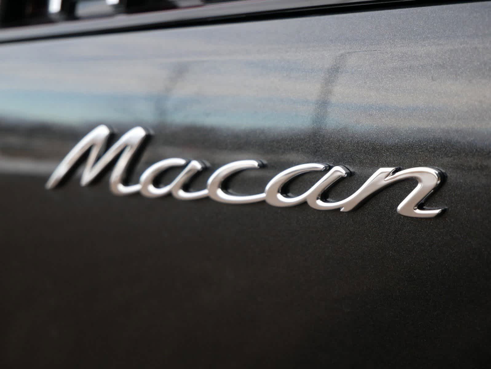 Thumbnail: 2025 Porsche Macan - 9