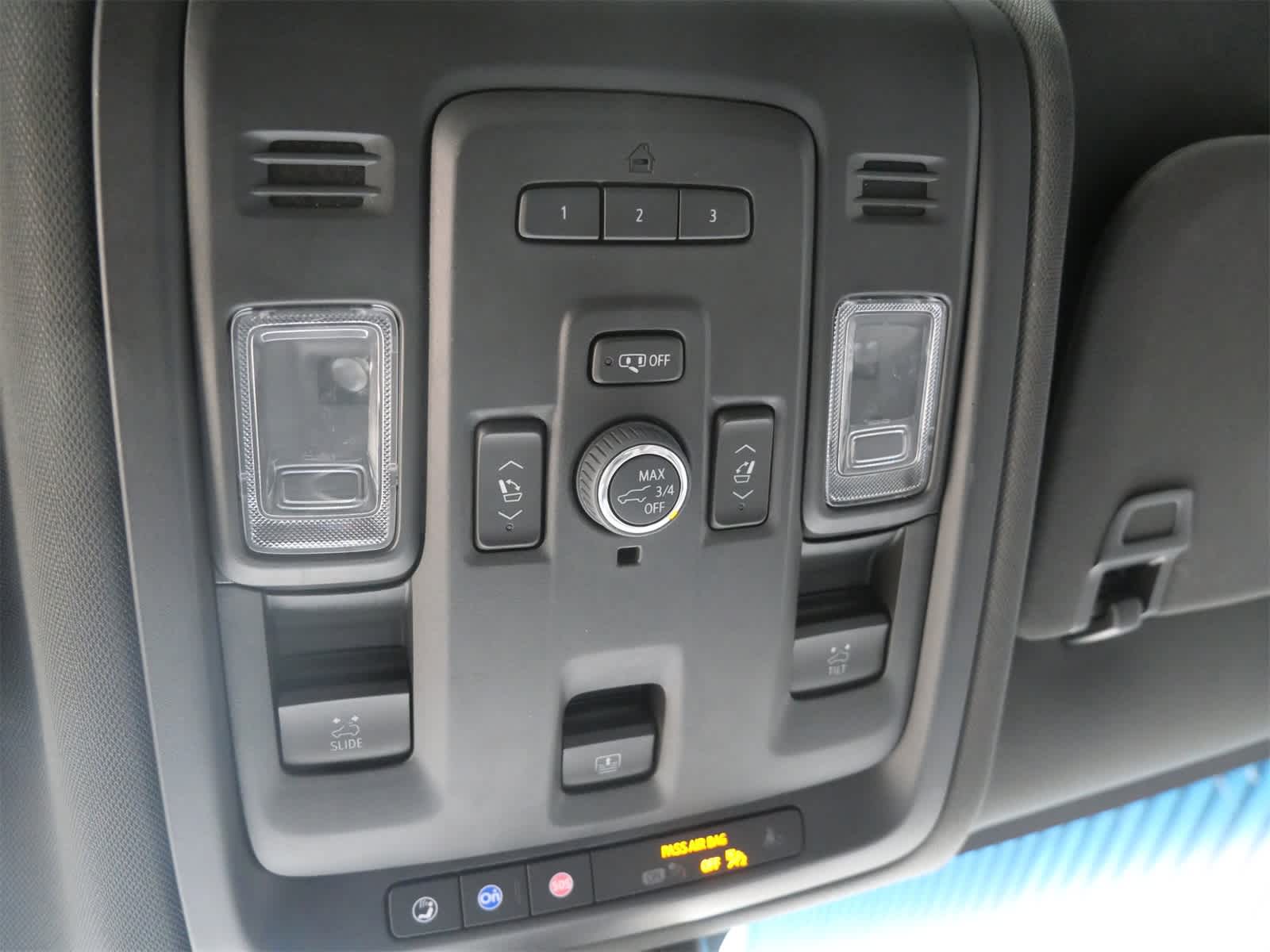 Thumbnail: 2022 GMC Yukon - 27