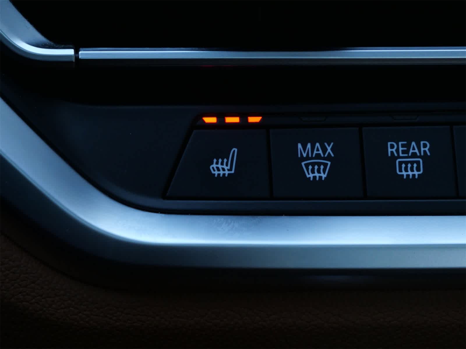 Thumbnail: 2021 BMW 3 Series - 23