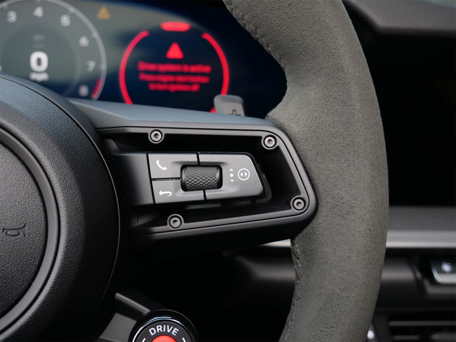 Thumbnail: 2025 Porsche 911 - 17