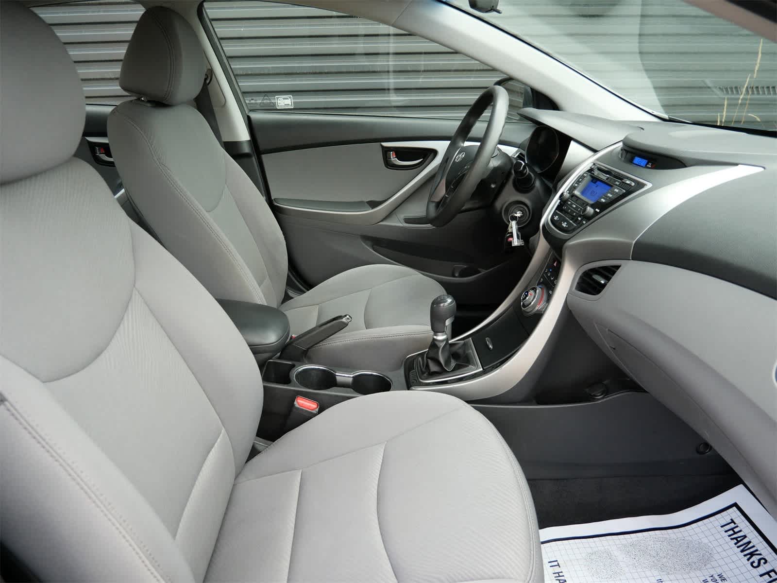 Thumbnail: 2013 Hyundai Elantra - 27