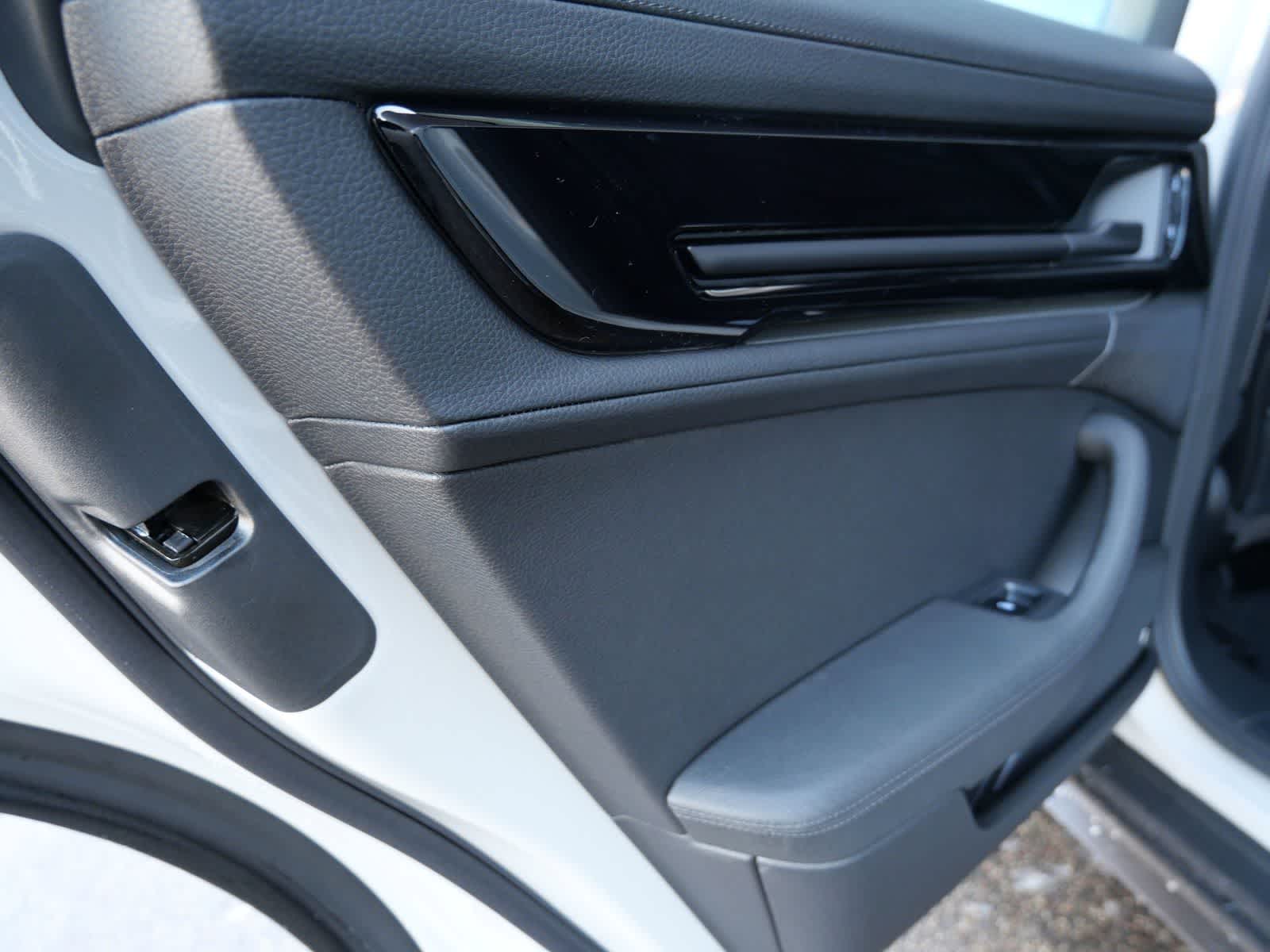 Thumbnail: 2026 Porsche Panamera - 12