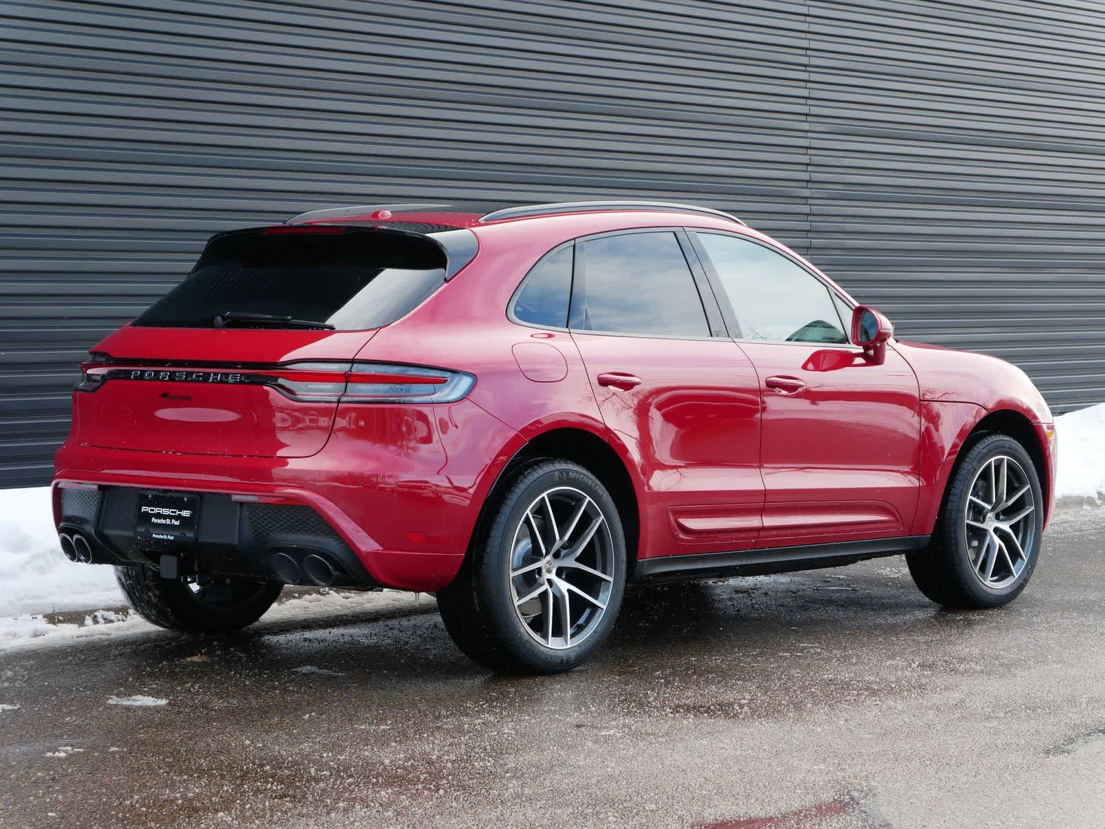 Thumbnail: 2026 Porsche Macan - 22