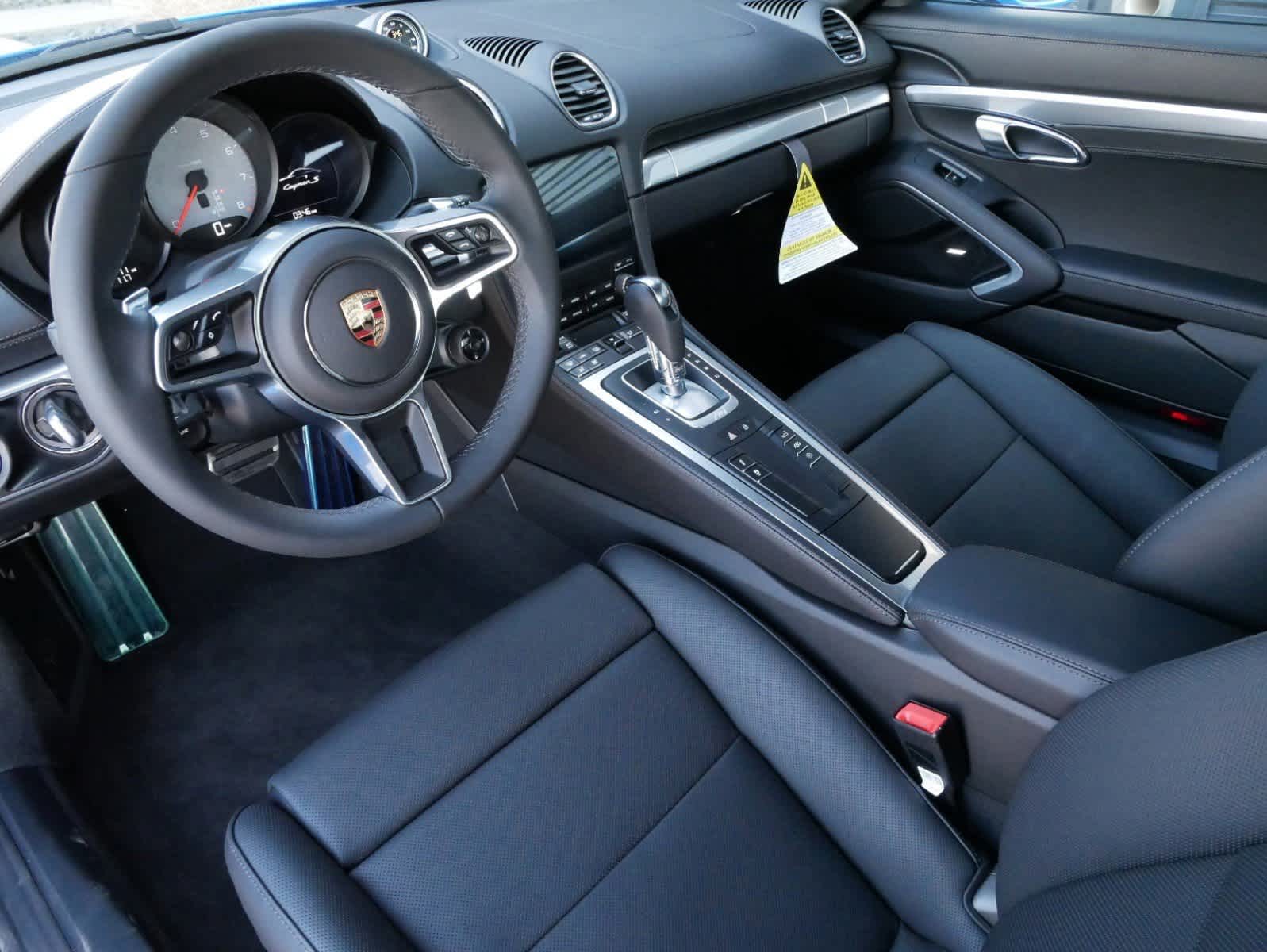 Thumbnail: 2025 Porsche 718 Cayman - 4