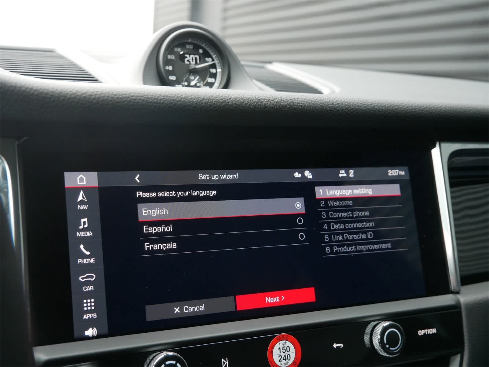 Thumbnail: 2025 Porsche Macan - 20