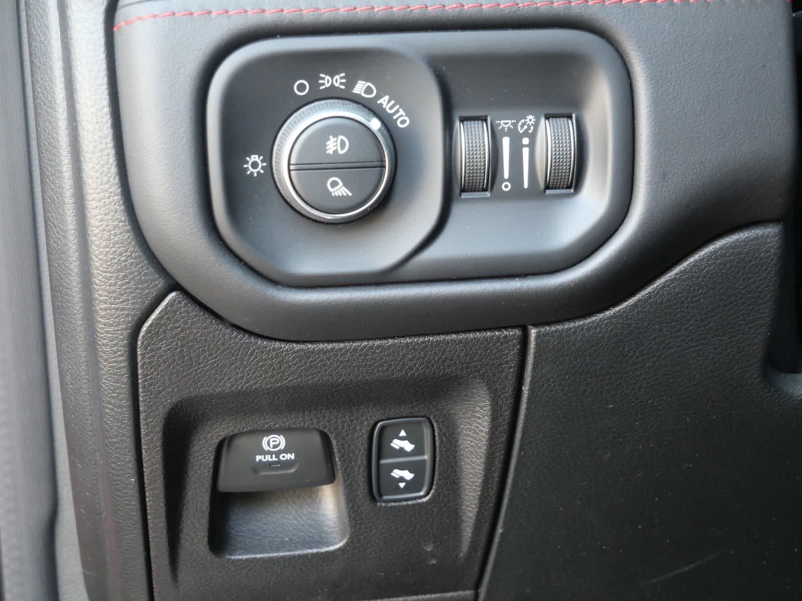 Thumbnail: 2022 RAM 1500 - 16