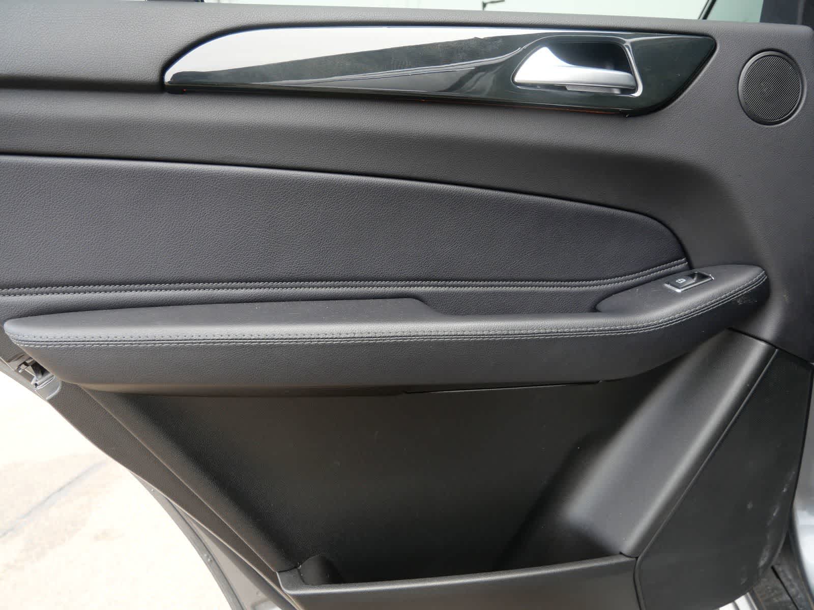 Thumbnail: 2019 Mercedes-Benz GLS - 12