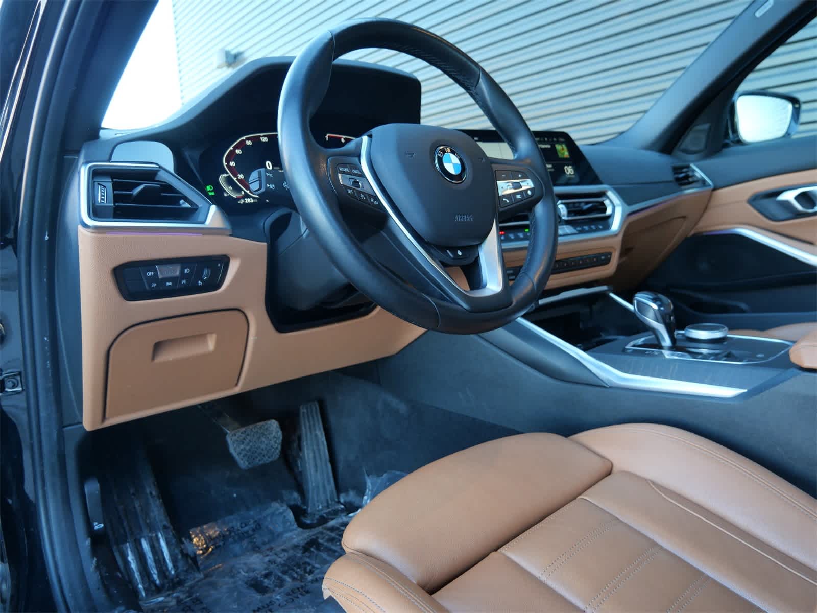 Thumbnail: 2021 BMW 3 Series - 4