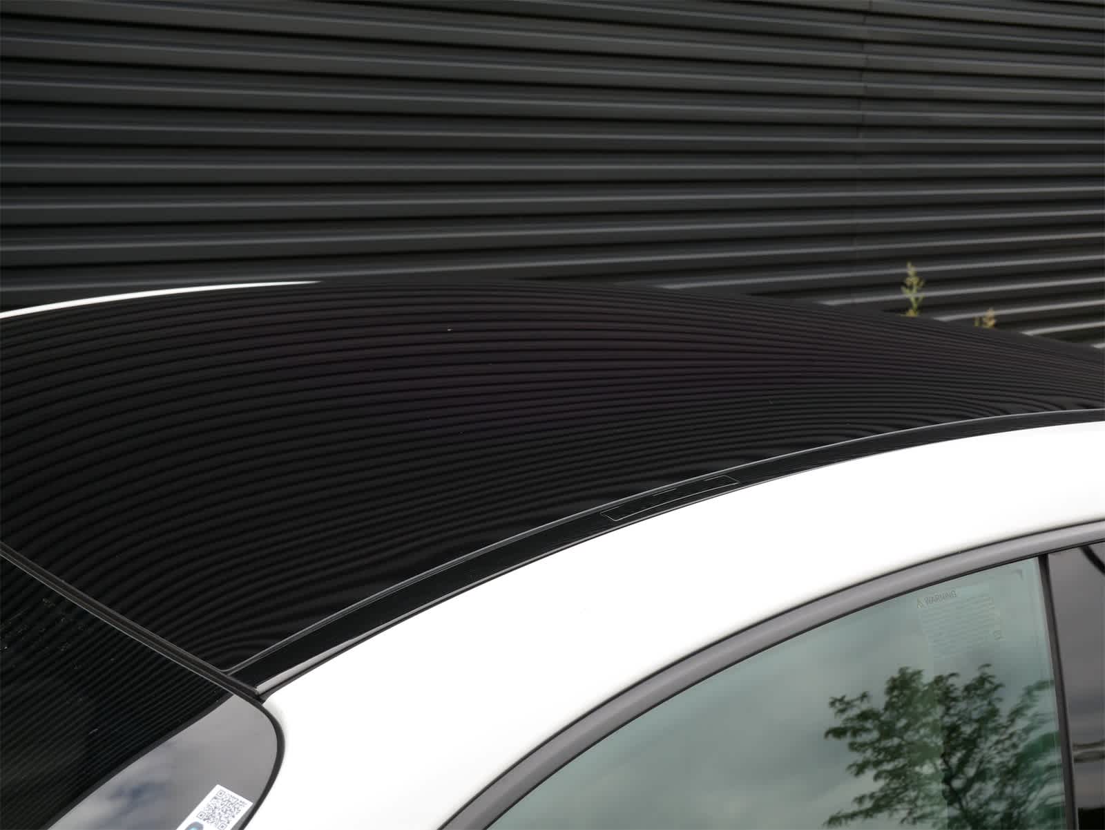 Thumbnail: 2022 Porsche Taycan - 22