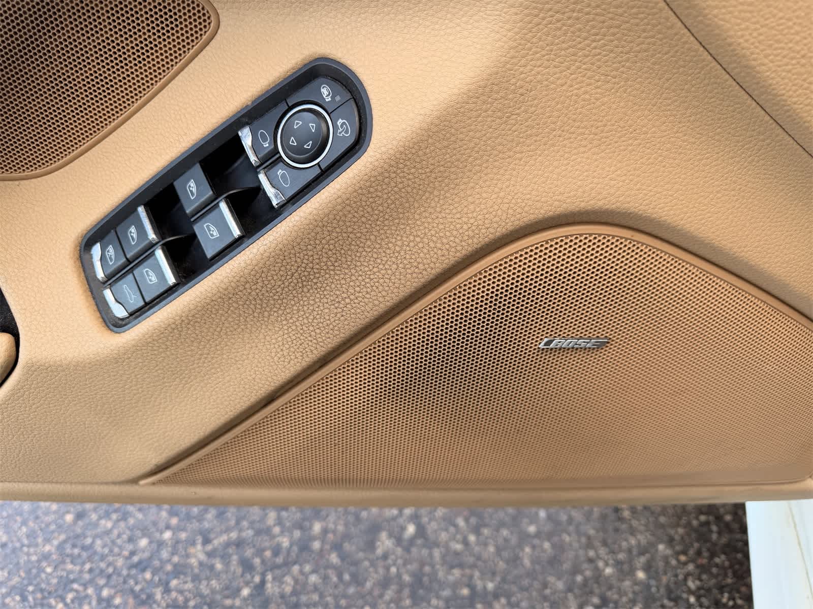 Thumbnail: 2016 Porsche Panamera - 15