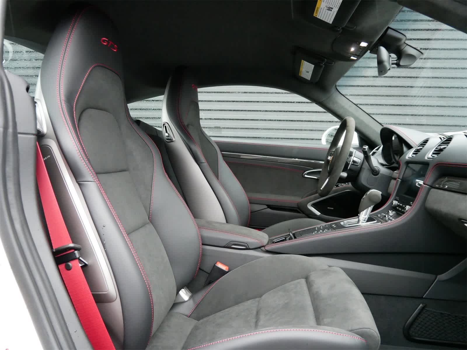 Thumbnail: 2025 Porsche 718 Cayman - 27