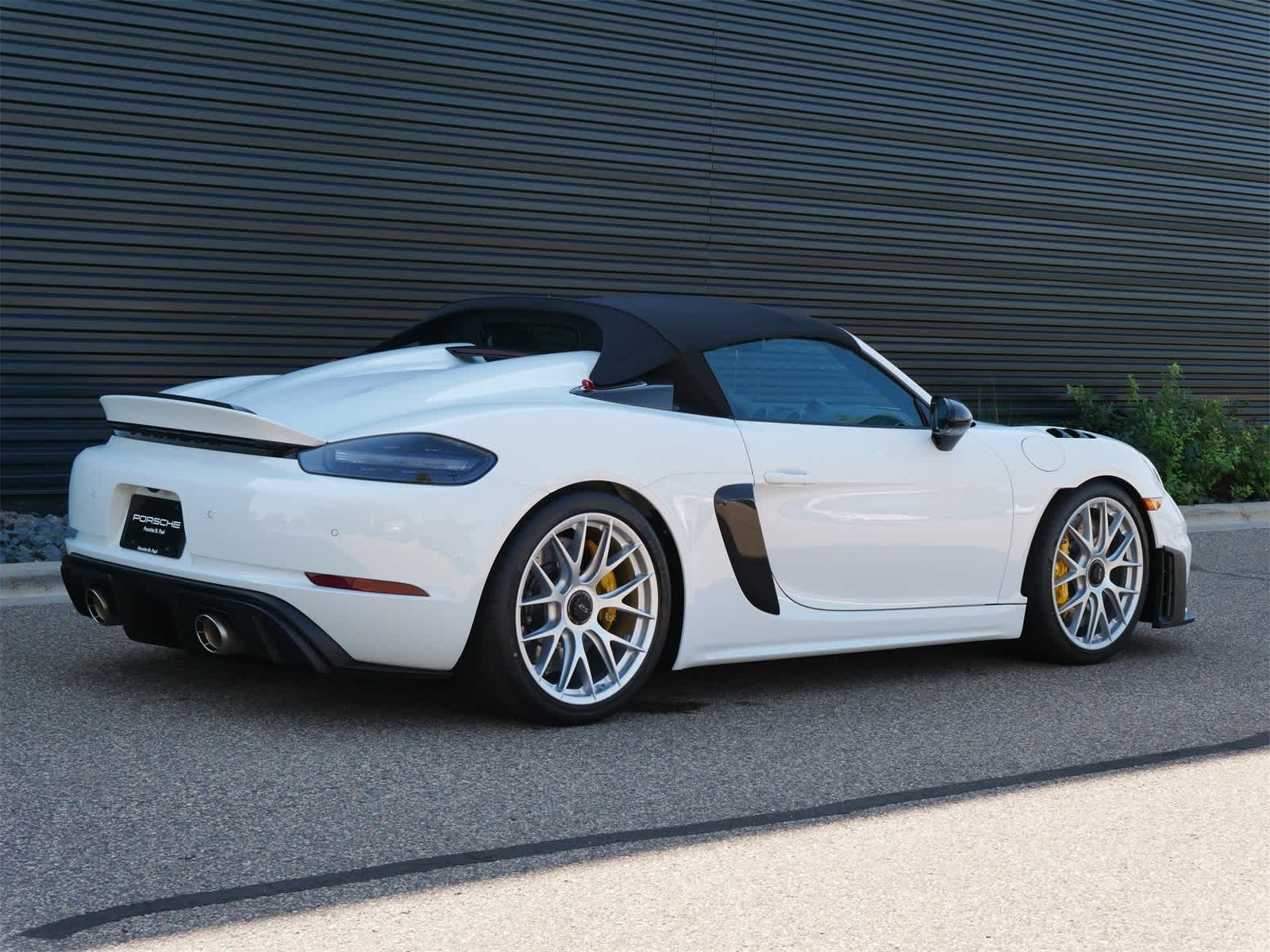 Thumbnail: 2025 Porsche  - 23