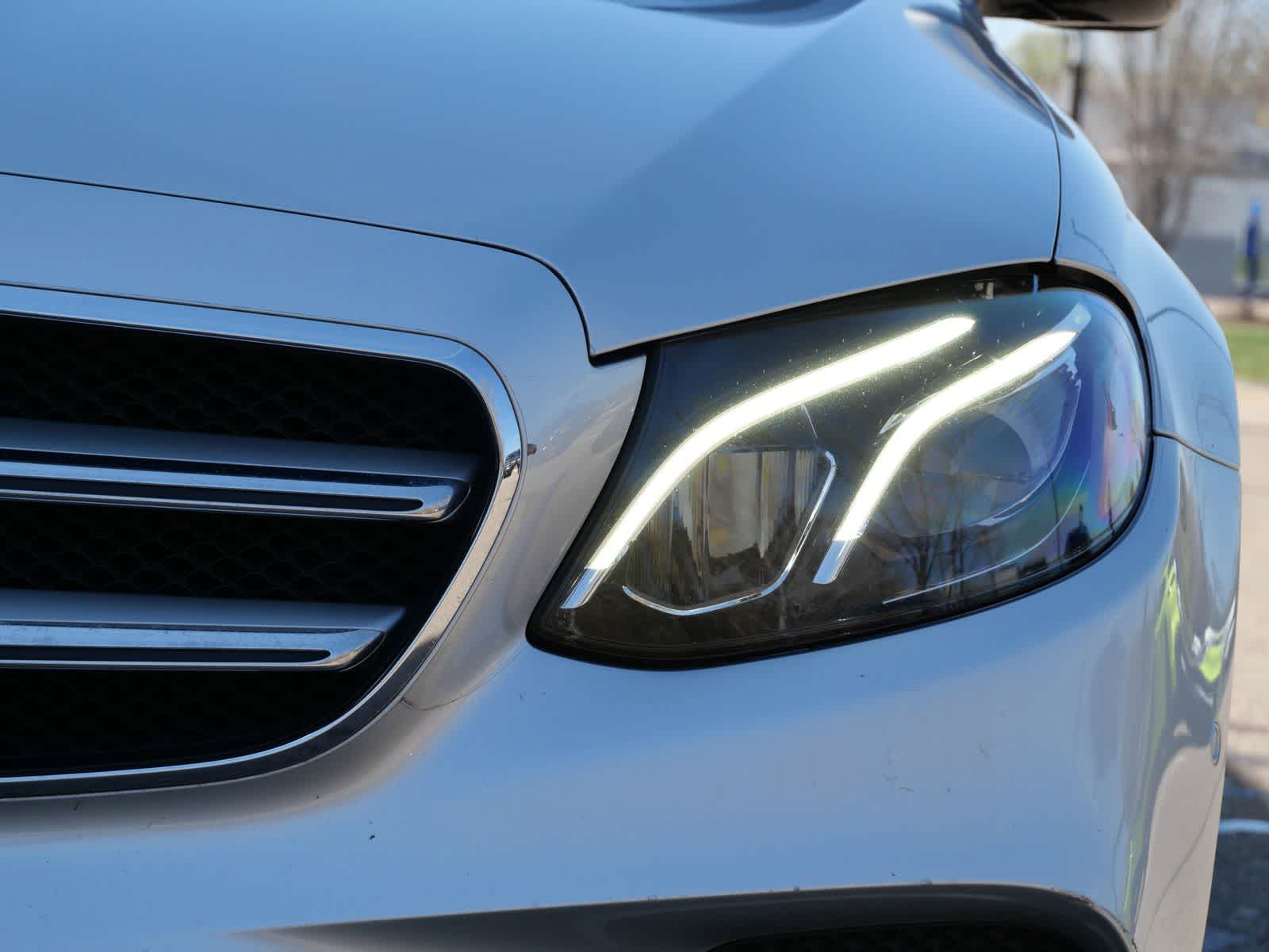 Thumbnail: 2017 Mercedes-Benz E-Class - 6