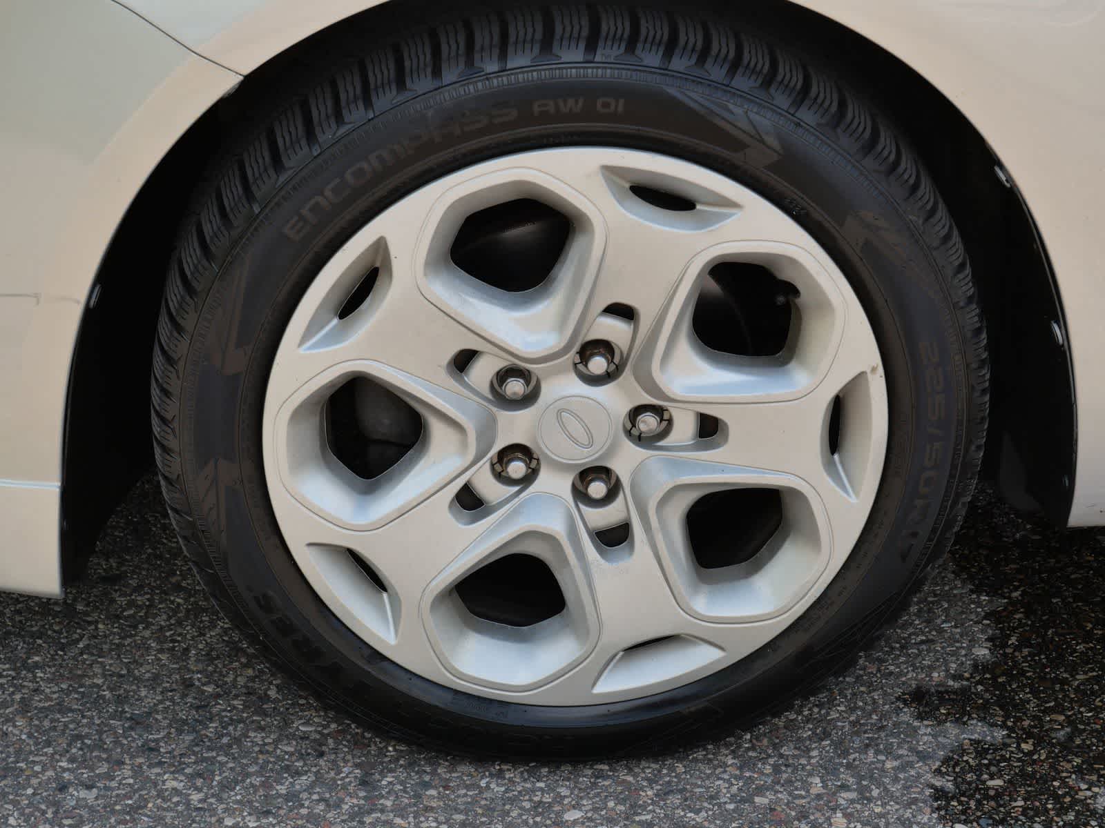 Thumbnail: 2010 Ford Fusion - 7
