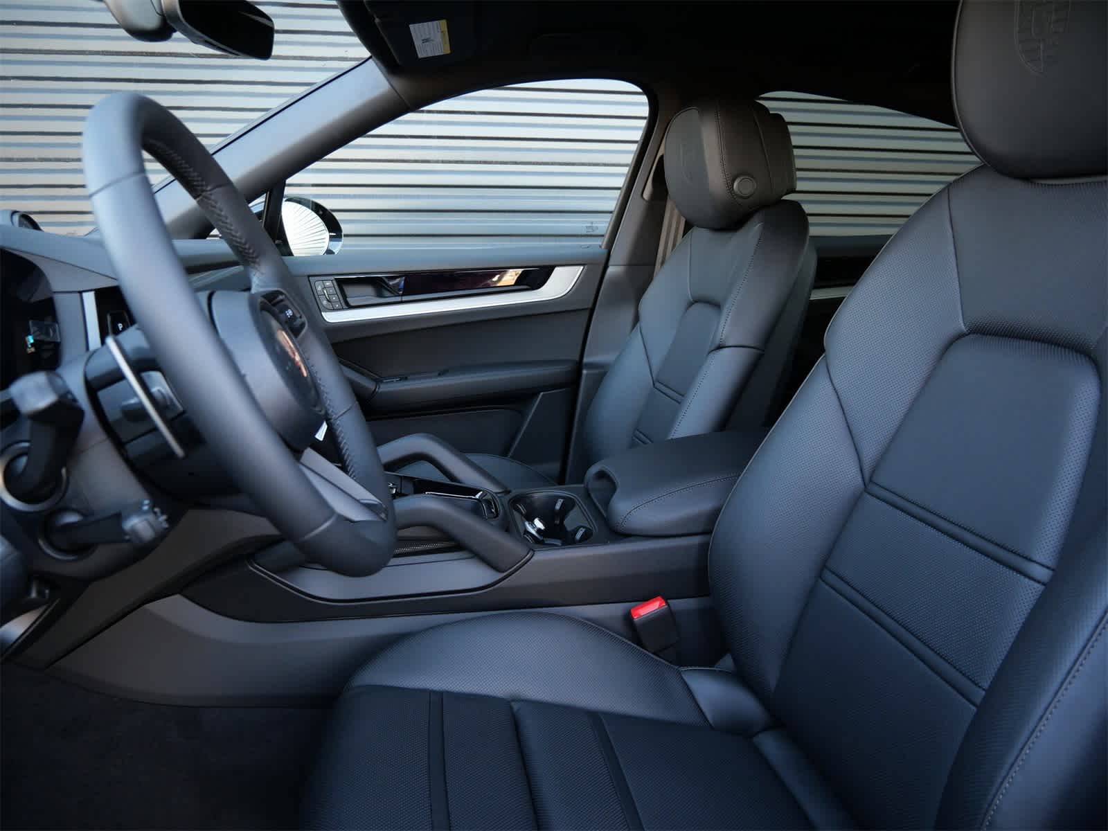 Thumbnail: 2026 Porsche Cayenne - 5