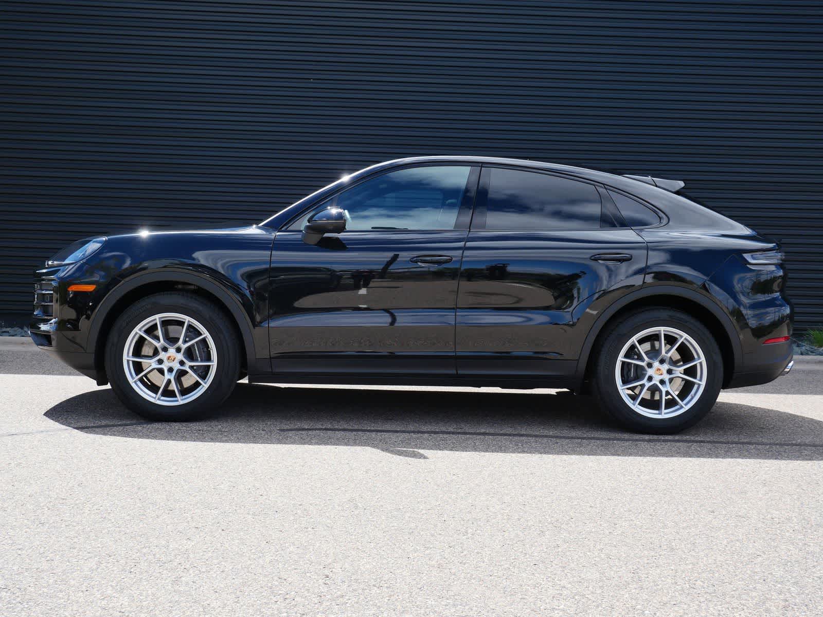 Thumbnail: 2026 Porsche Cayenne - 2