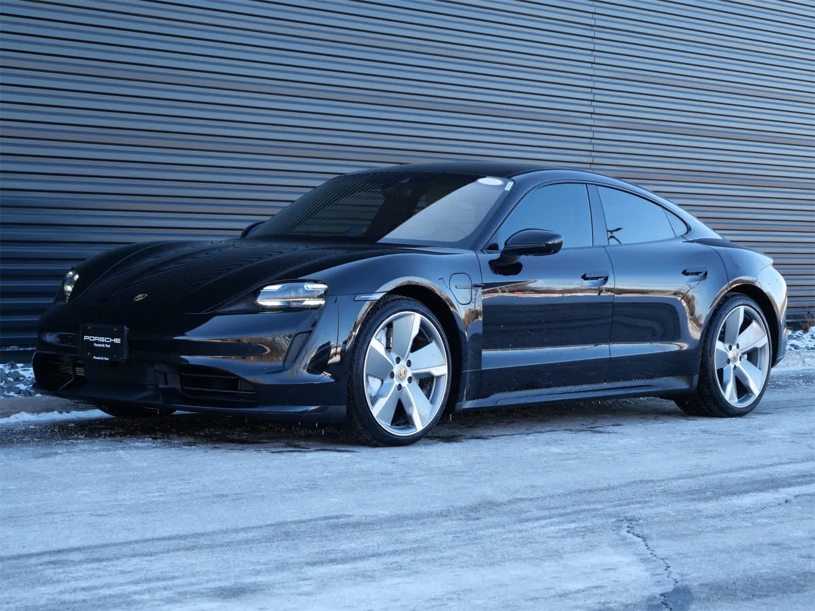 Thumbnail: 2020 Porsche Taycan - 1