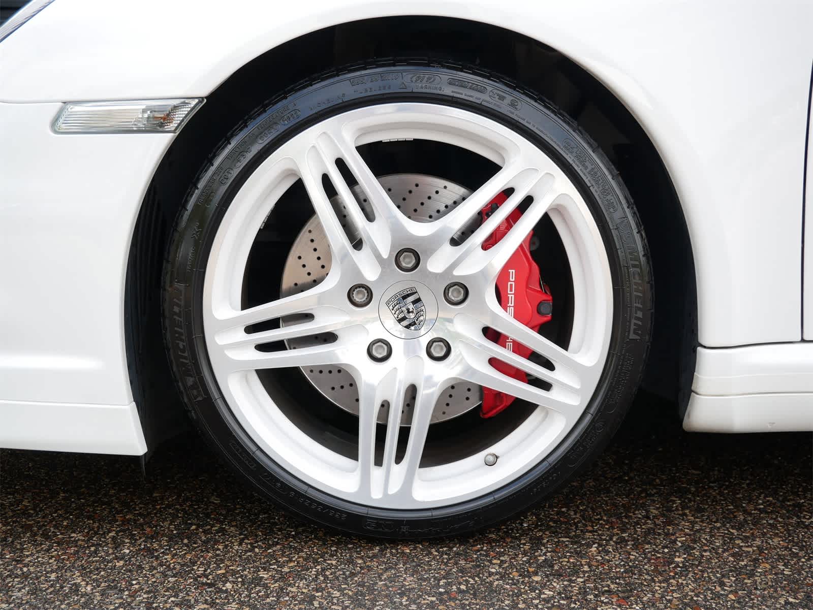 Thumbnail: 2008 Porsche 911 - 21
