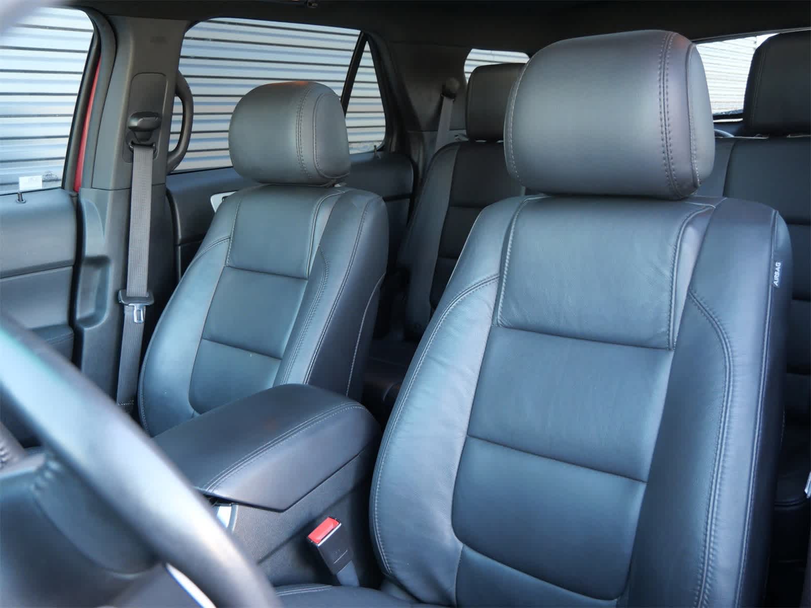 Thumbnail: 2015 Ford Explorer - 5