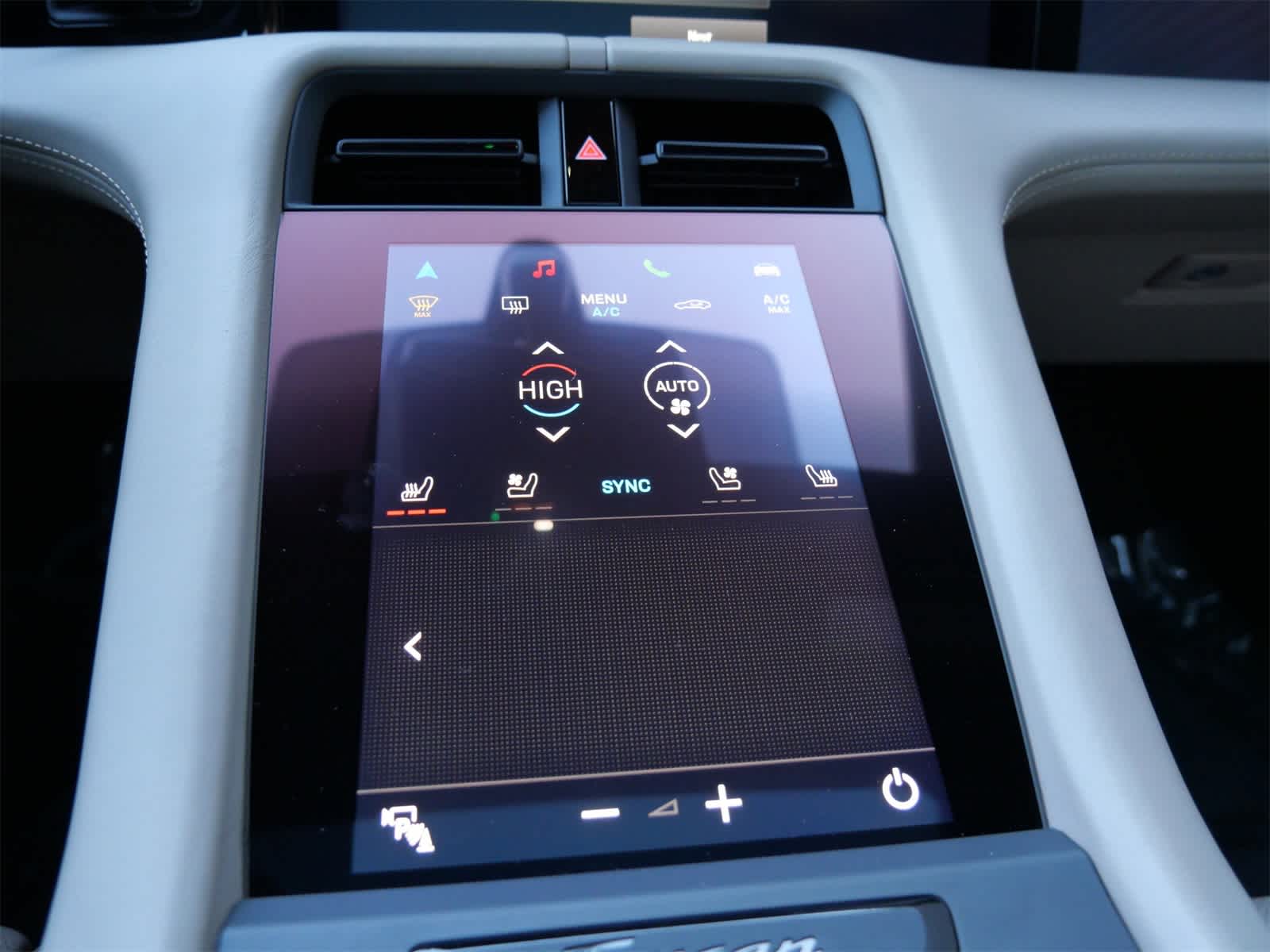 Thumbnail: 2020 Porsche Taycan - 22