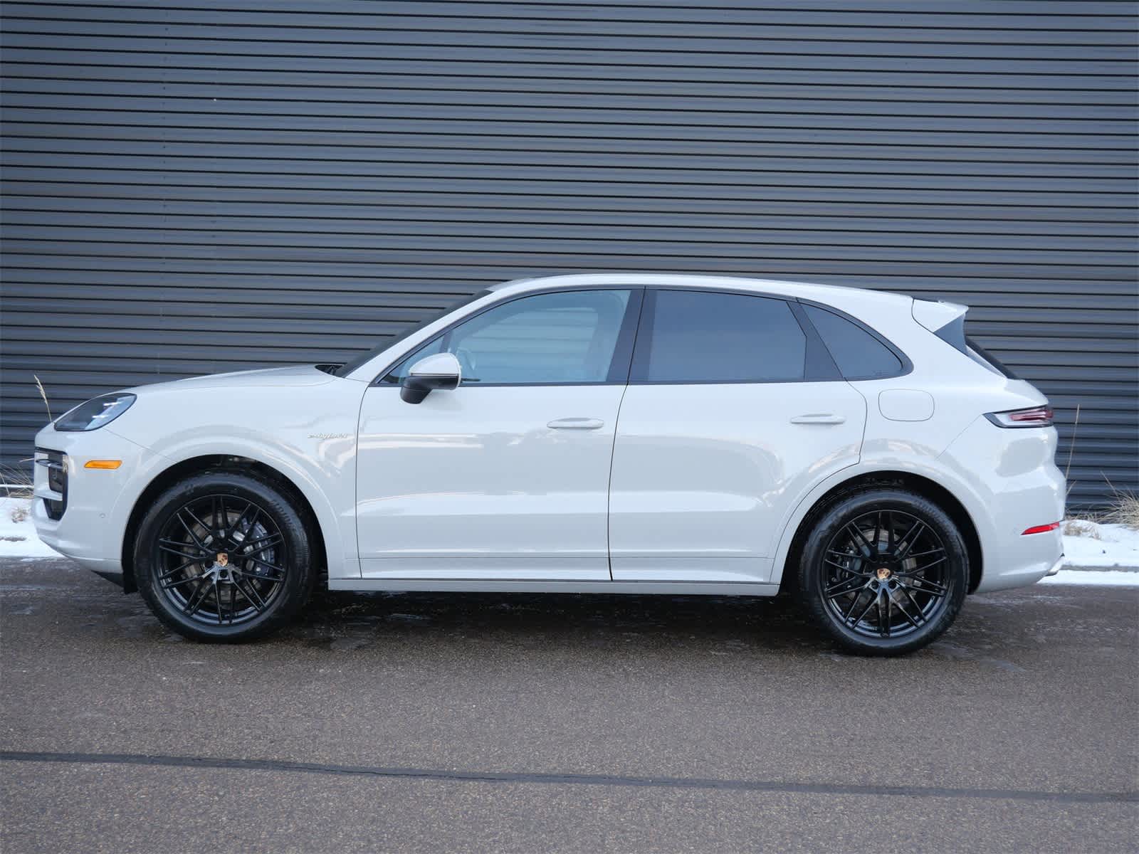 Thumbnail: 2026 Porsche Cayenne - 2