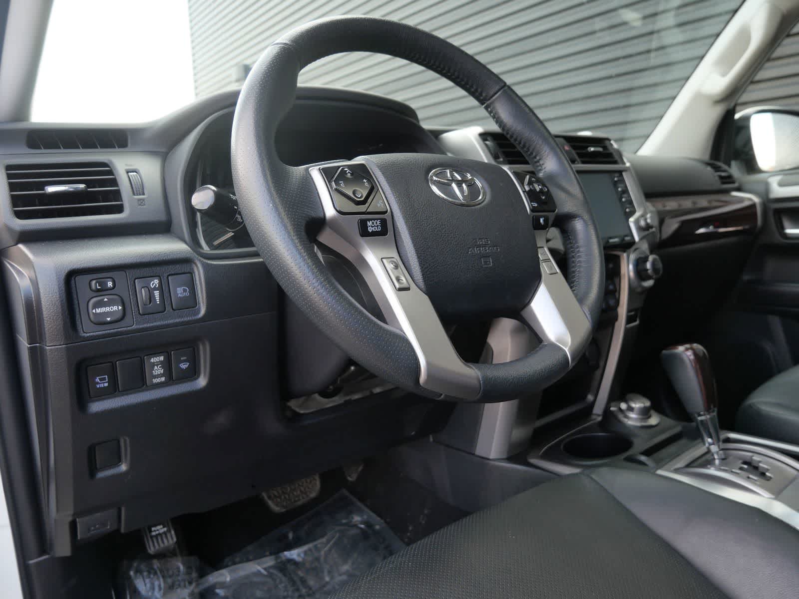 Thumbnail: 2022 Toyota 4Runner - 4