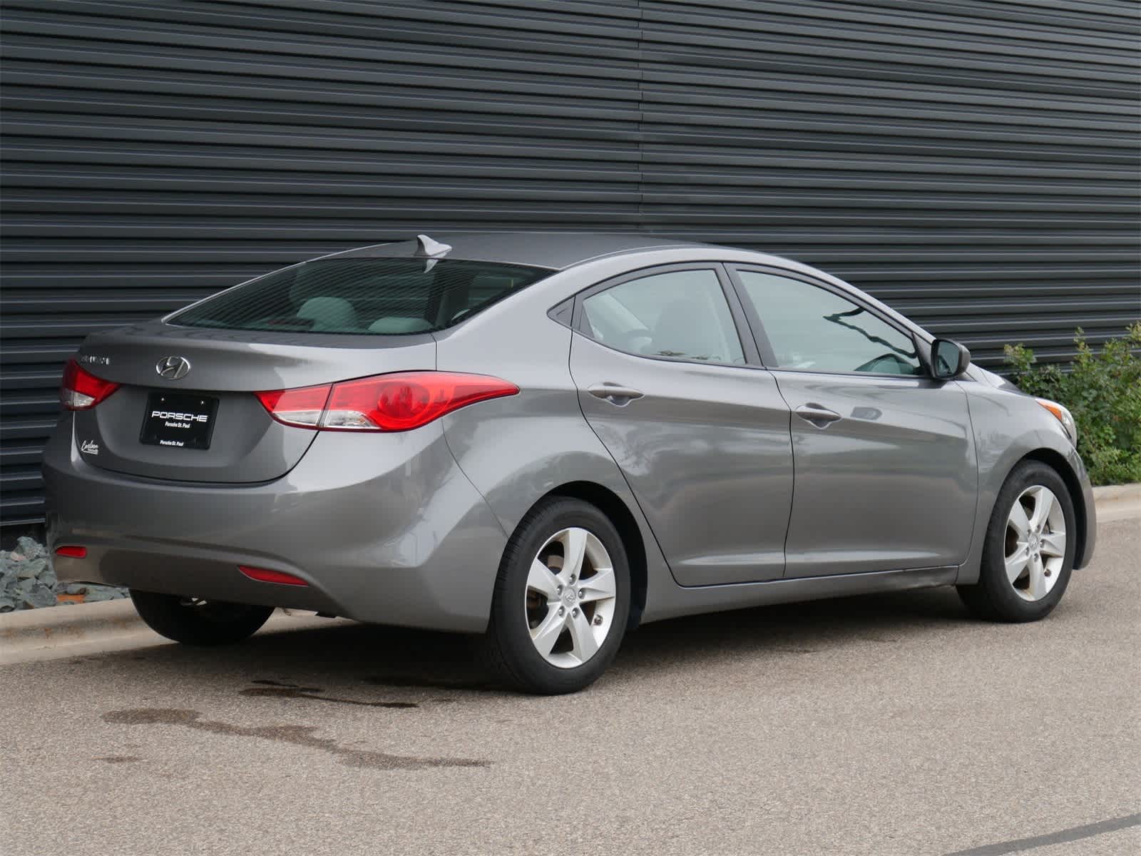 Thumbnail: 2013 Hyundai Elantra - 11
