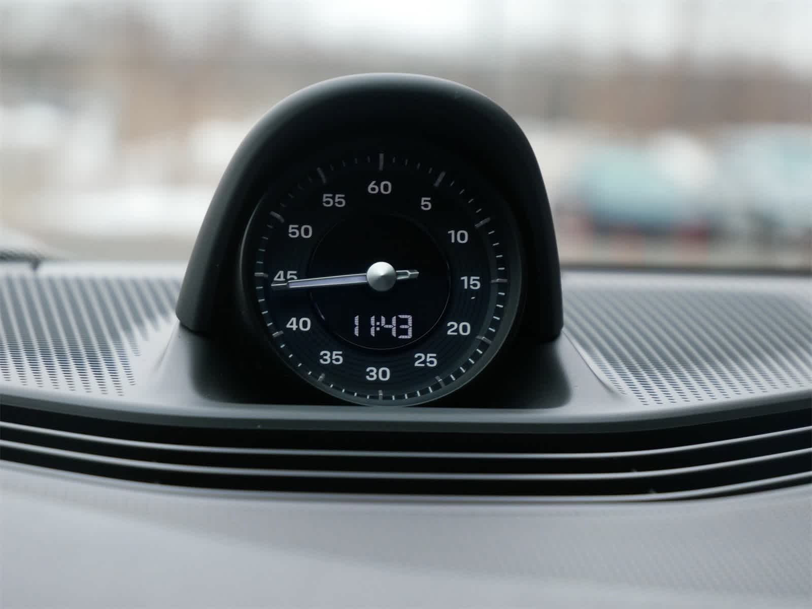 Thumbnail: 2021 Porsche Taycan - 22