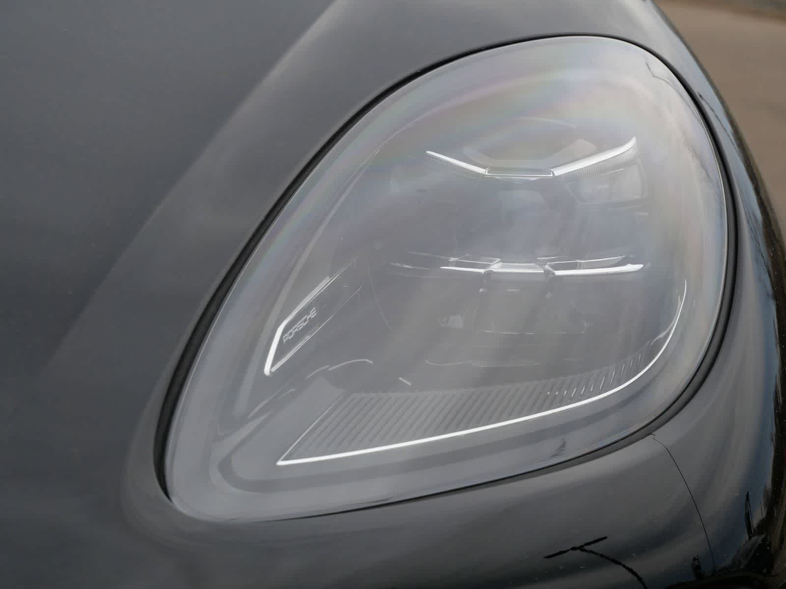 Thumbnail: 2025 Porsche Macan - 6