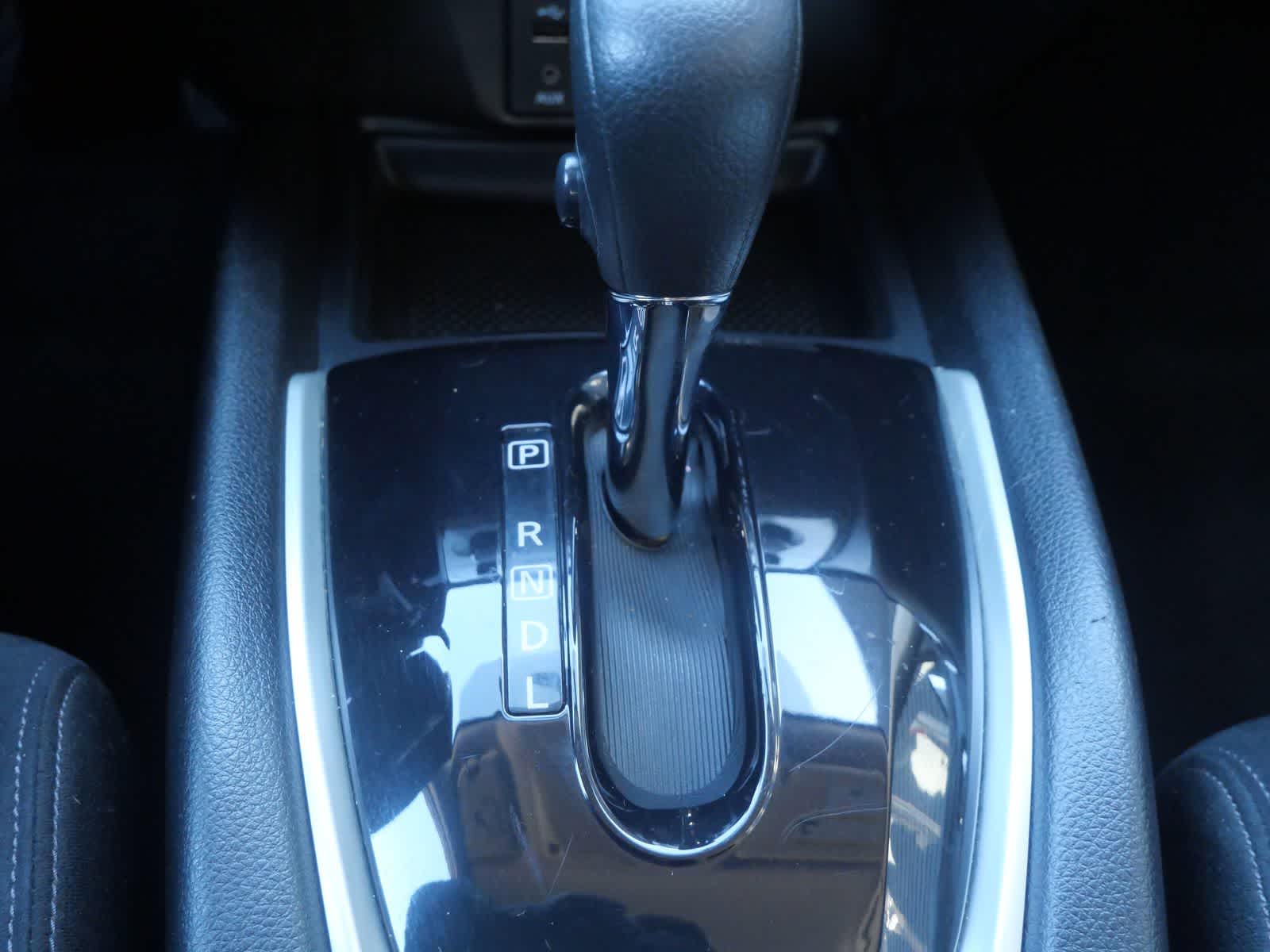 Thumbnail: 2016 Nissan Rogue - 16