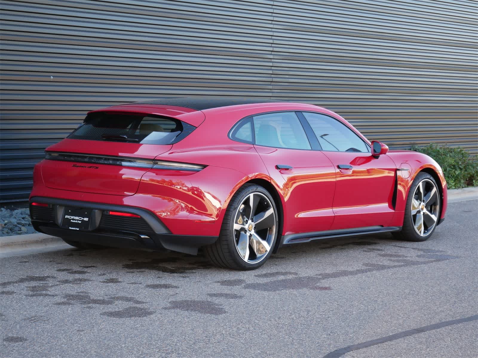 Thumbnail: 2023 Porsche Taycan - 26