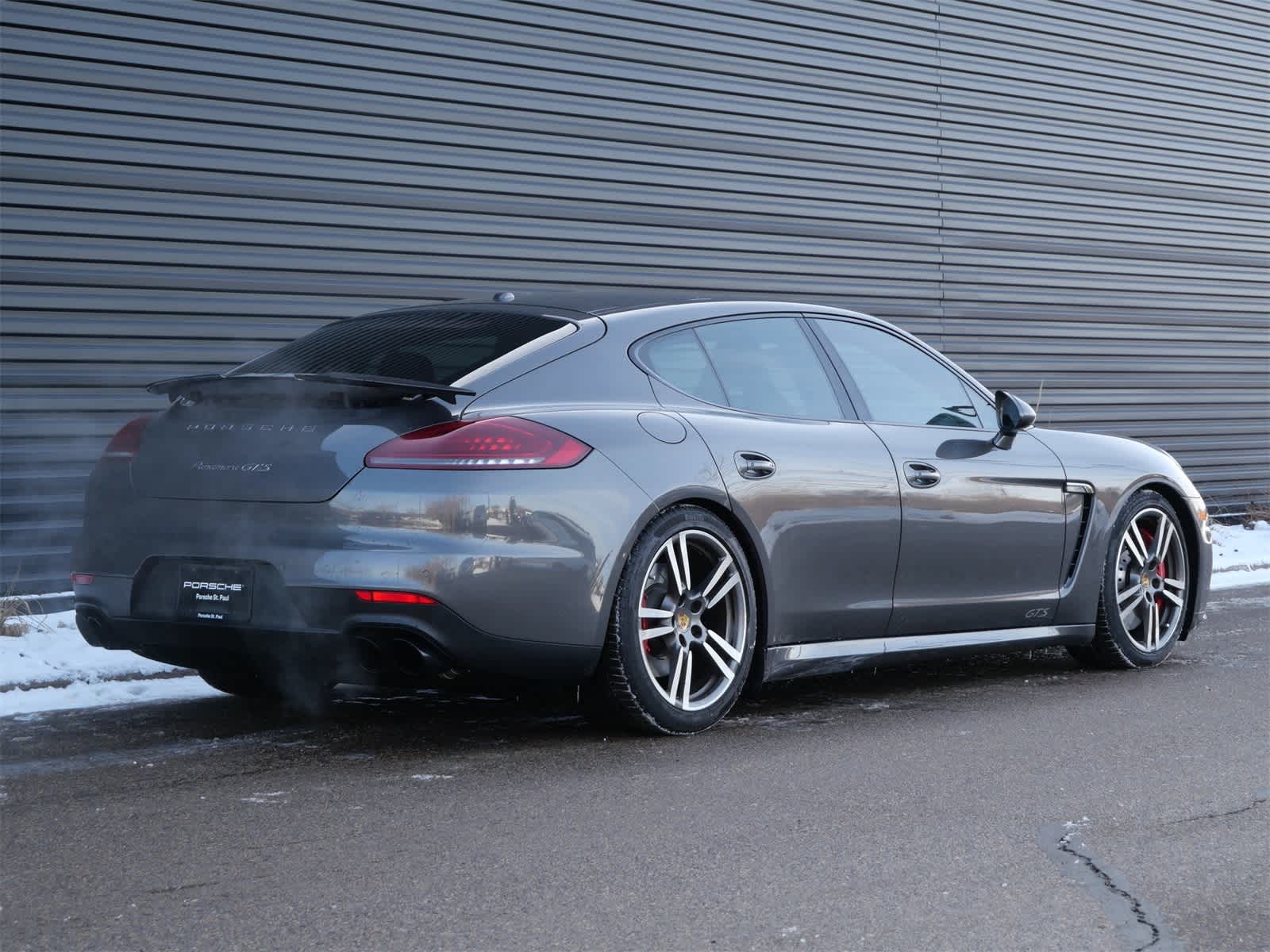 Thumbnail: 2016 Porsche Panamera - 26