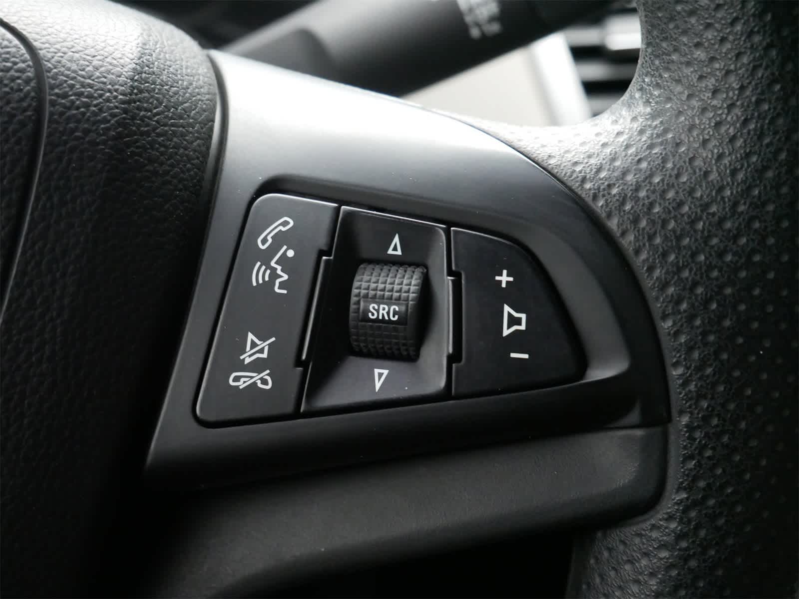 Thumbnail: 2015 Chevrolet Cruze - 17