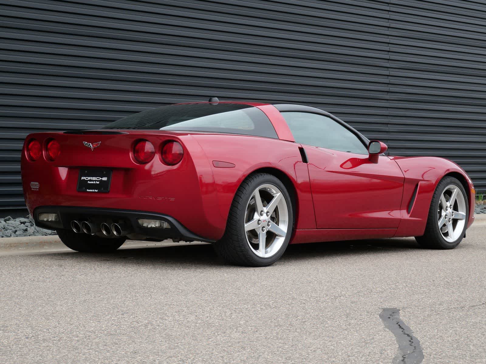 Thumbnail: 2005 Chevrolet Corvette - 25