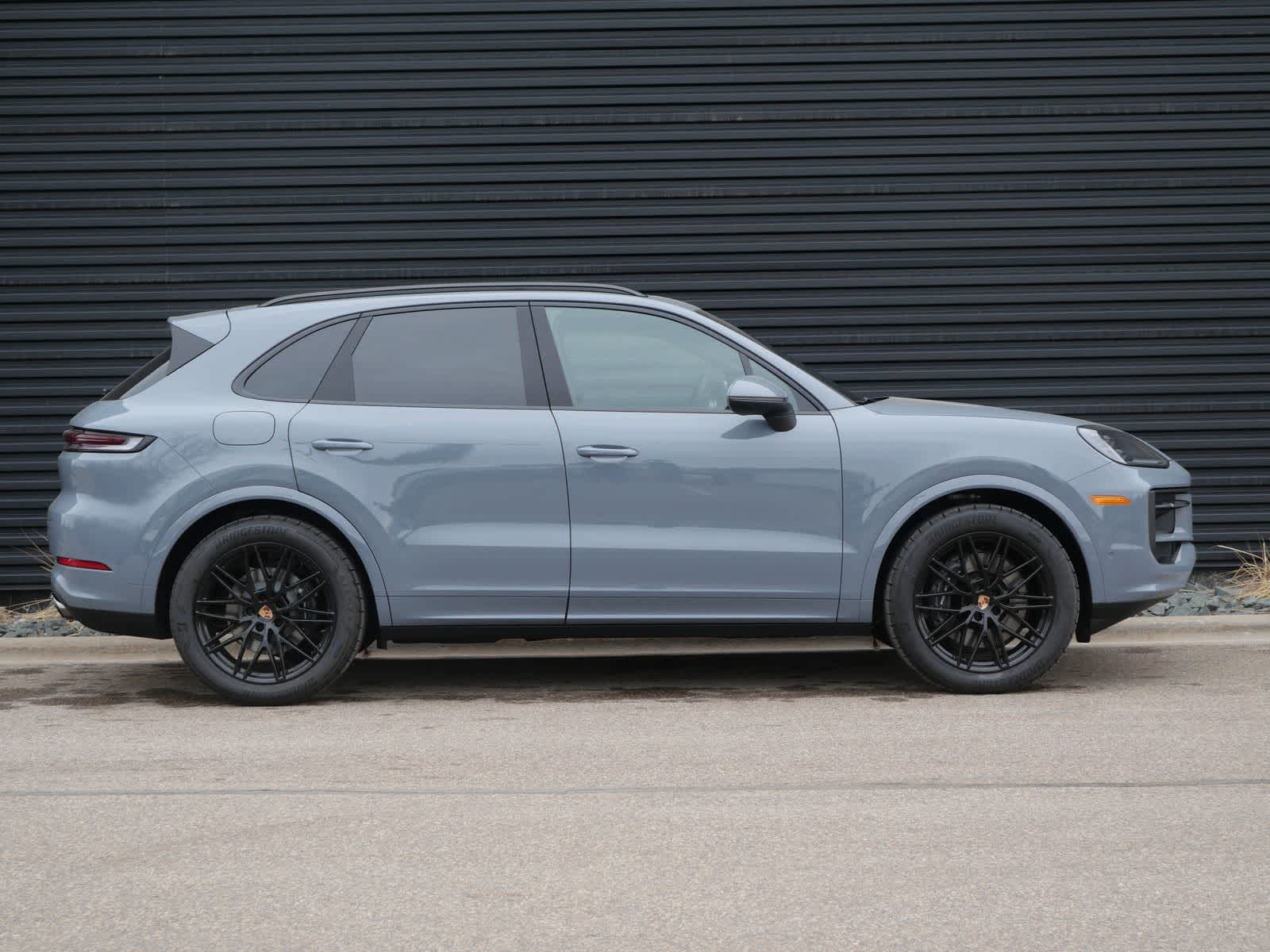 Thumbnail: 2026 Porsche Cayenne - 27