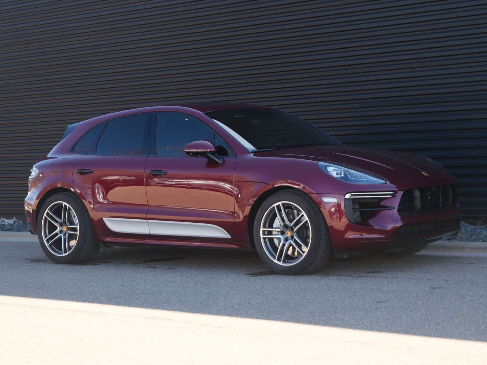 Thumbnail: 2021 Porsche Macan - 27