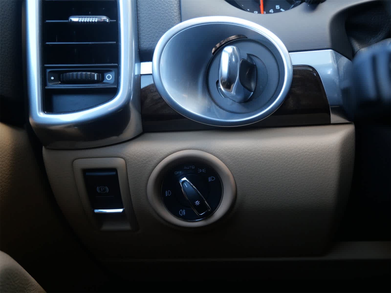 Thumbnail: 2017 Porsche Cayenne - 14